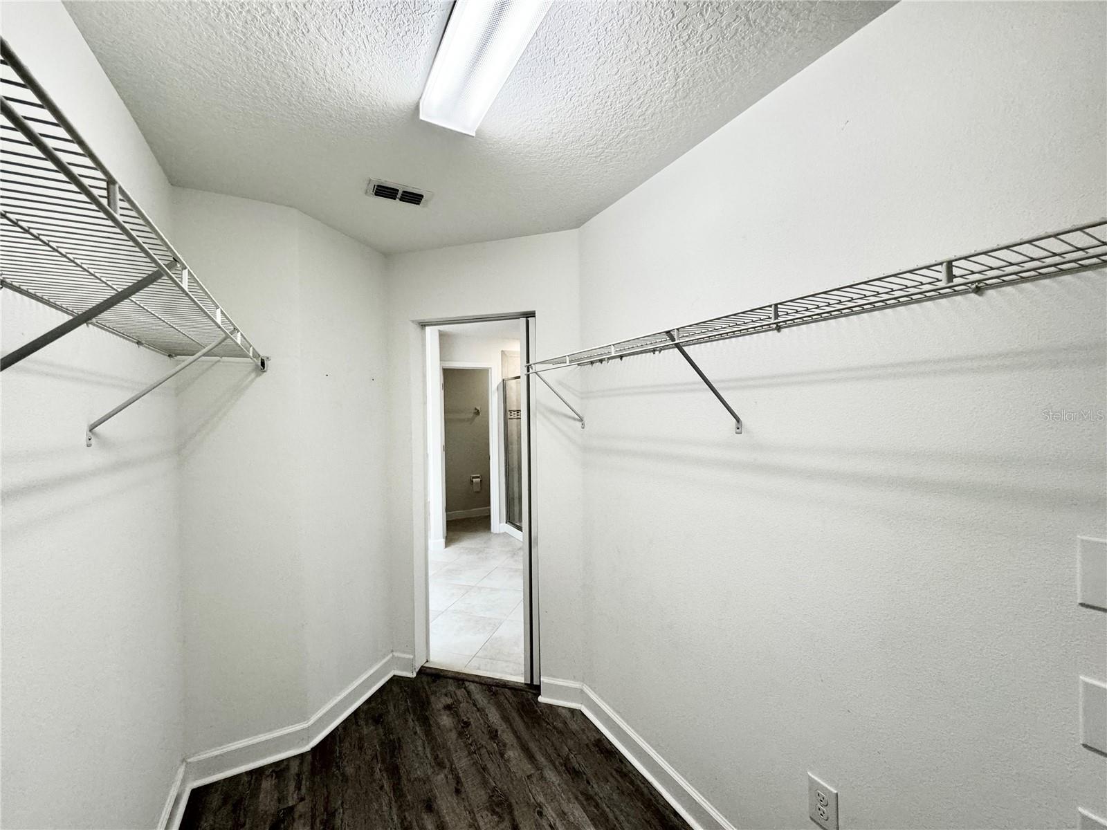 PRESERVE AT RIVERVIEW - Residential Lease