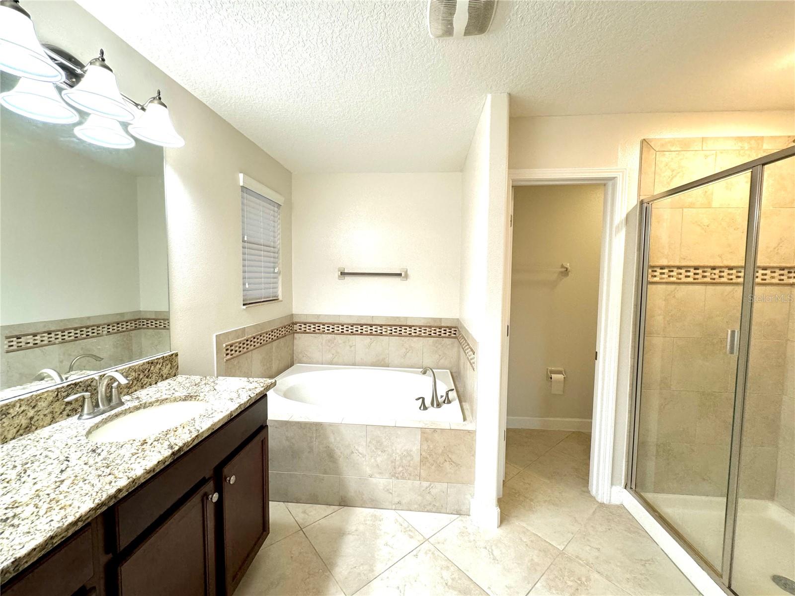 PRESERVE AT RIVERVIEW - Residential Lease