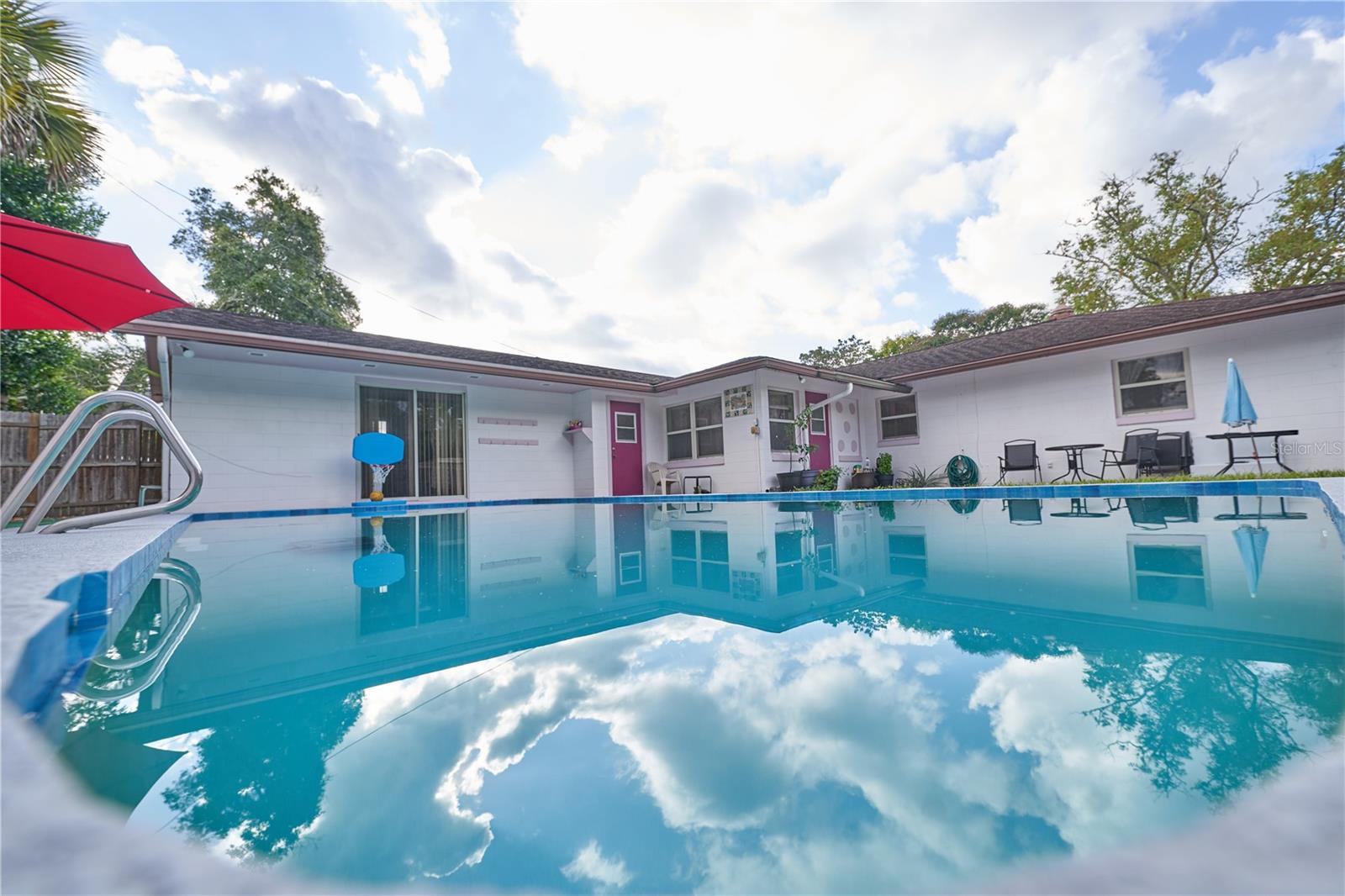 LONGDALE - Residential