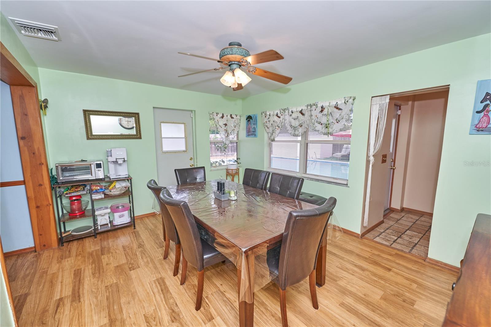 LONGDALE - Residential