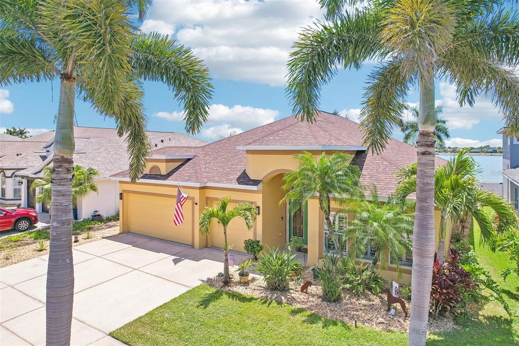 Photo of 1638 Mira Lago Circle, Ruskin, FL 33570 (MLS # TB8494933)