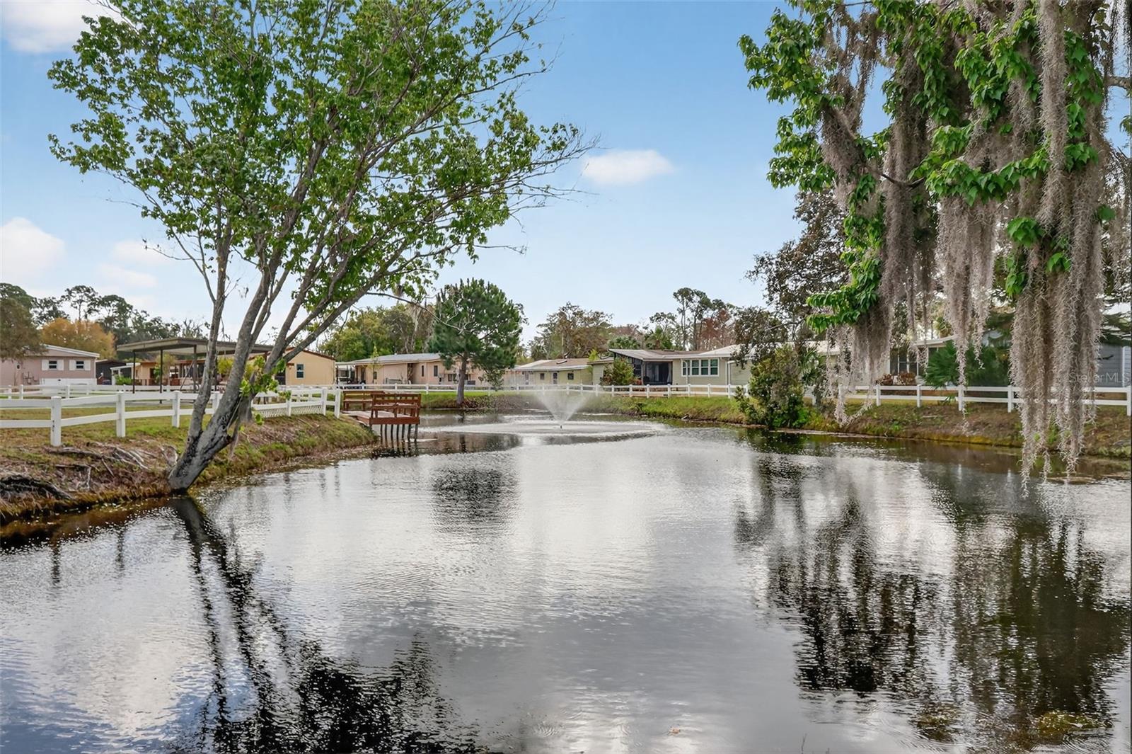 TAVARES FOX RUN MOBILE HOME - Residential