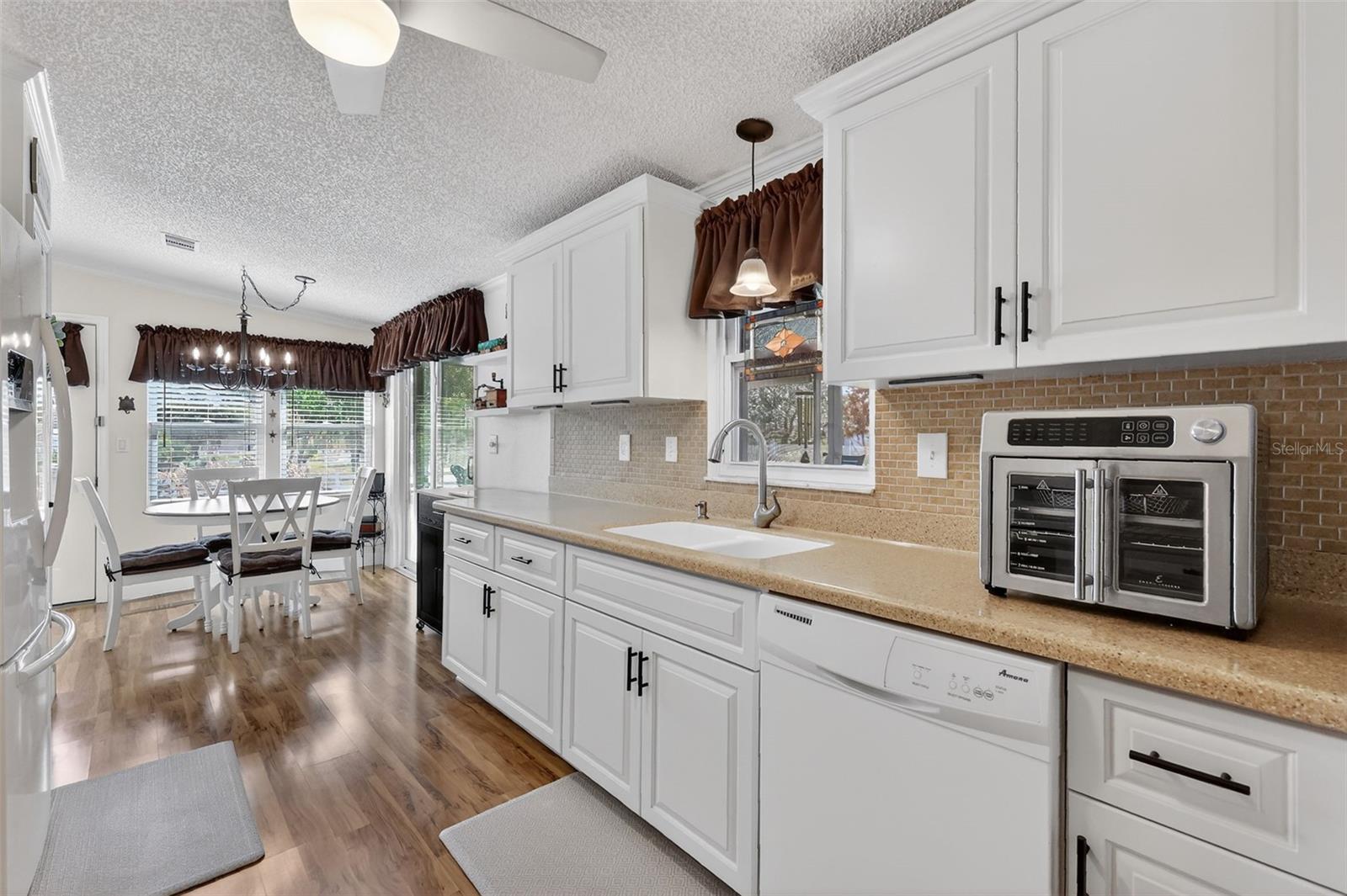 TAVARES FOX RUN MOBILE HOME - Residential