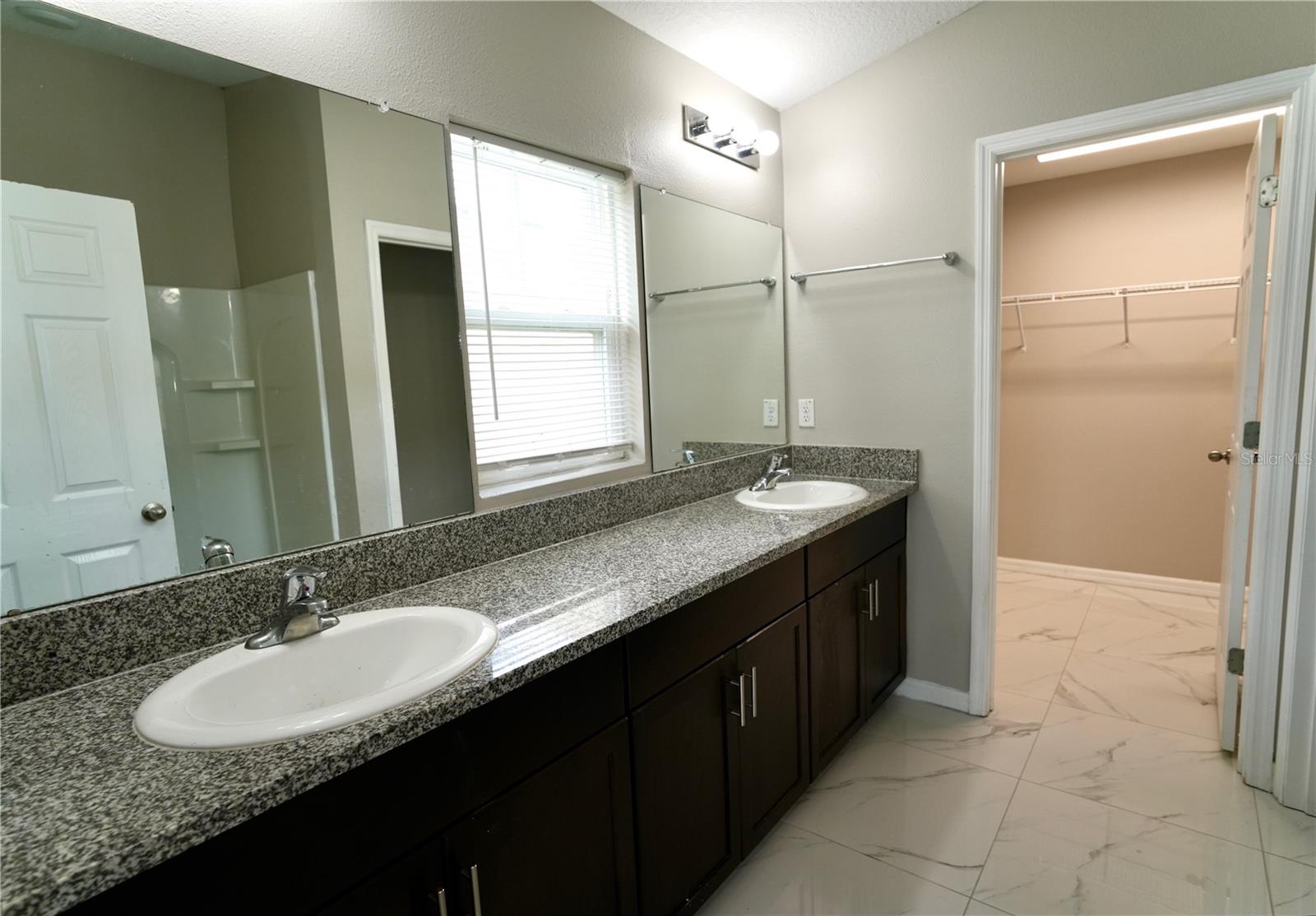 PINNACLE POINT - Residential