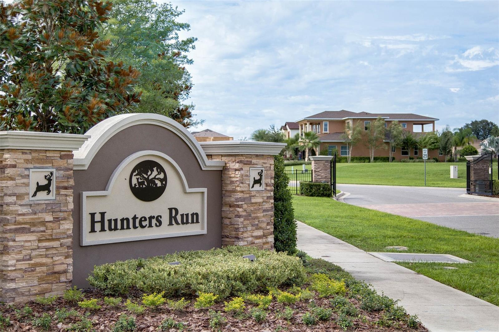 HUNTERS RUN PH 3 - Residential