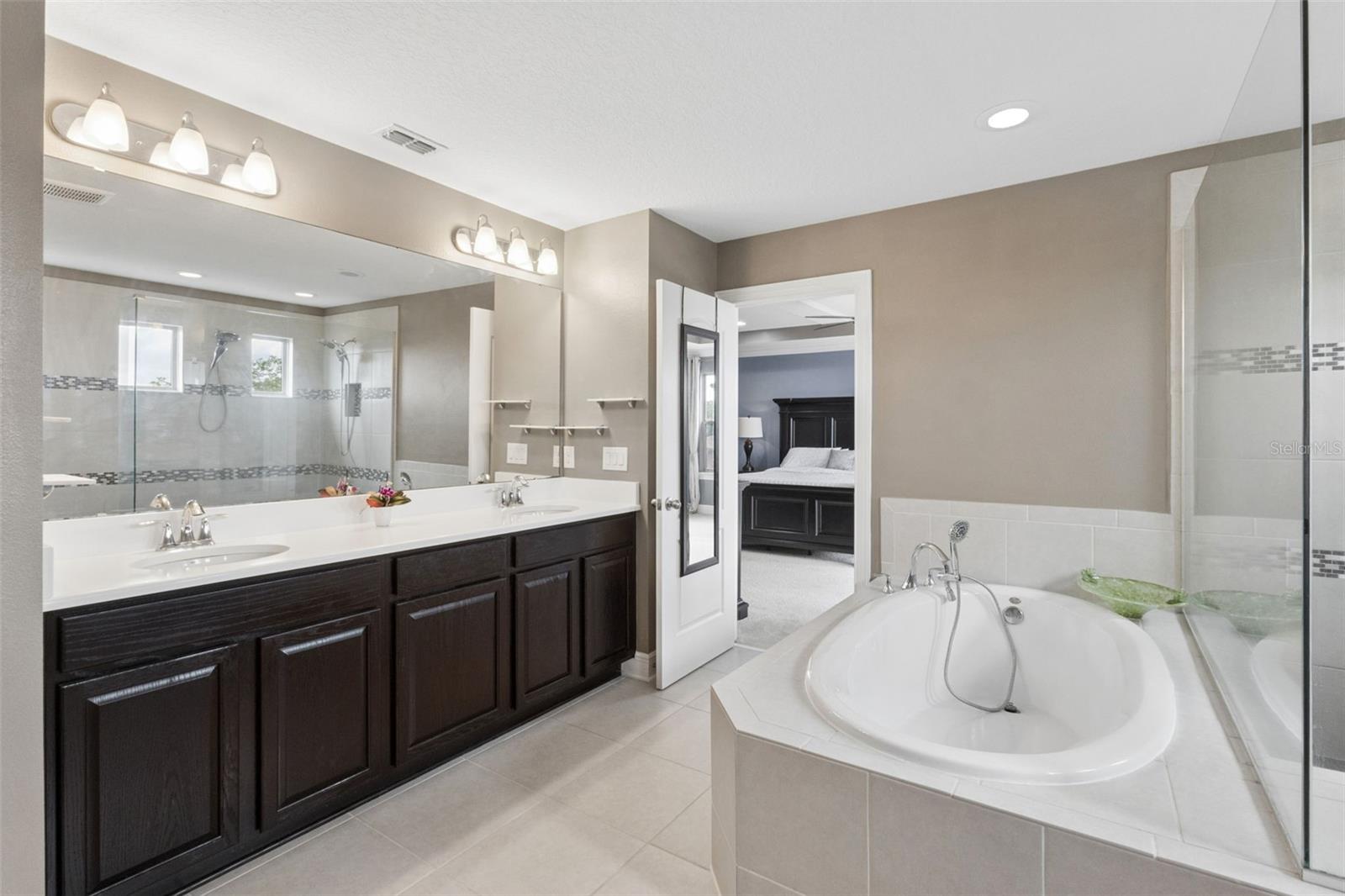 HUNTERS RUN PH 3 - Residential