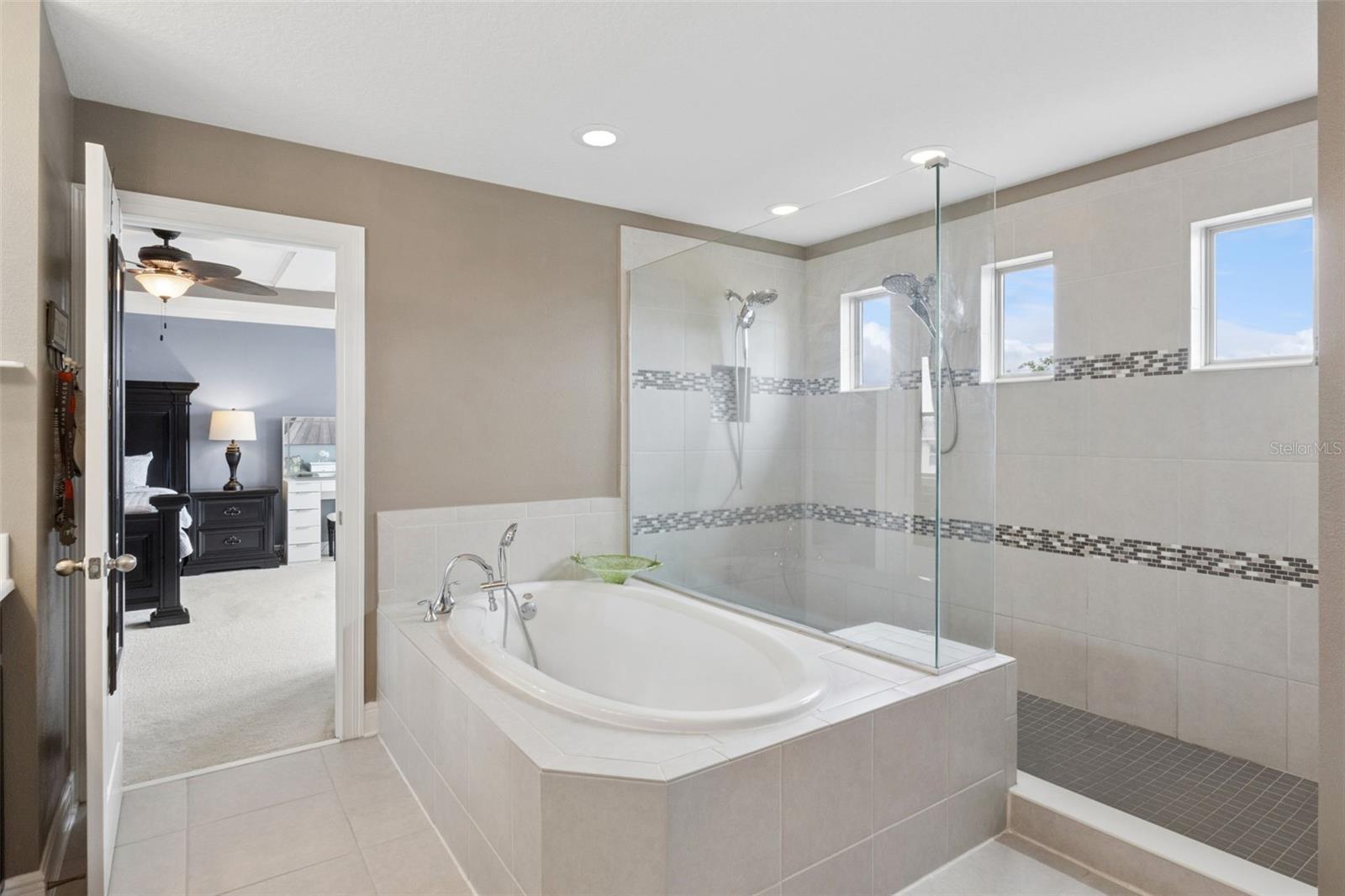 HUNTERS RUN PH 3 - Residential