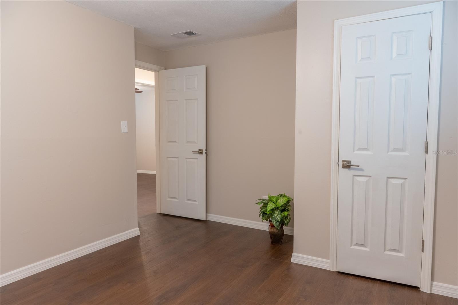 WASHINGTON OAKS SEC 2 - Residential