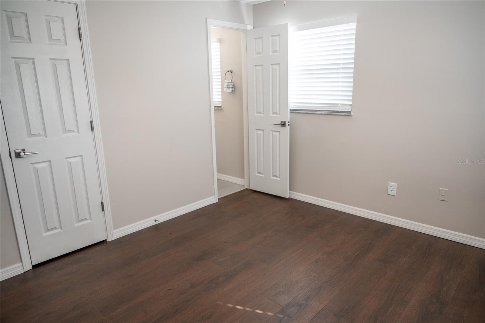 WASHINGTON OAKS SEC 2 - Residential