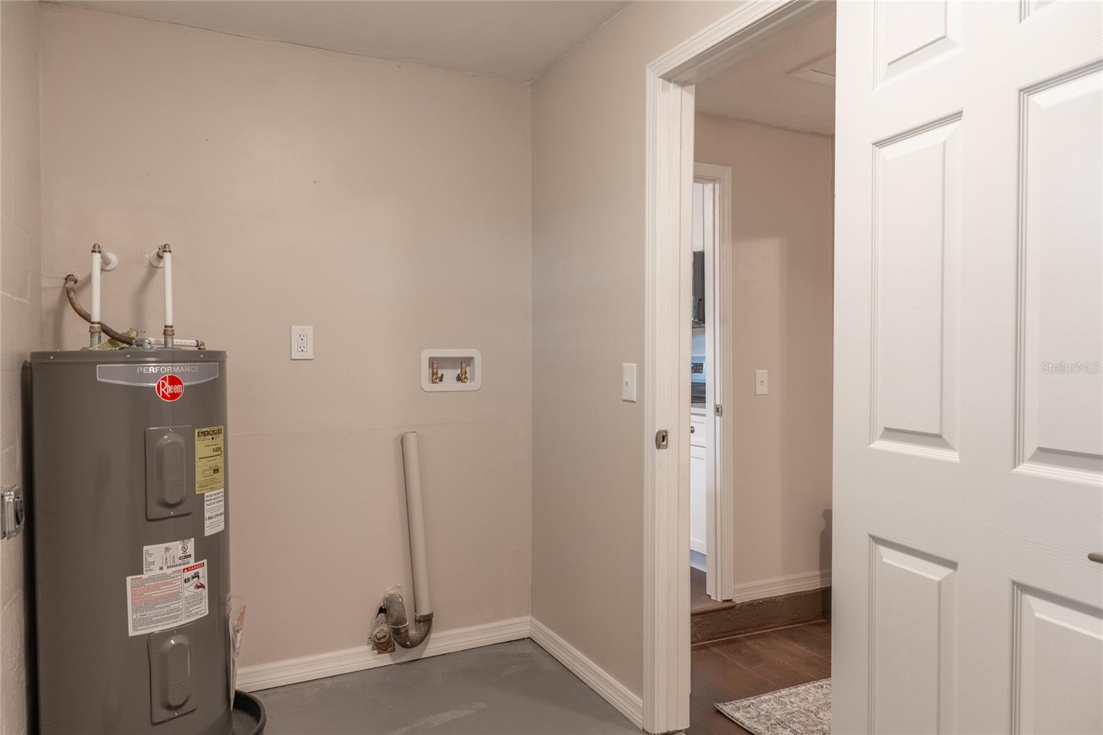 WASHINGTON OAKS SEC 2 - Residential