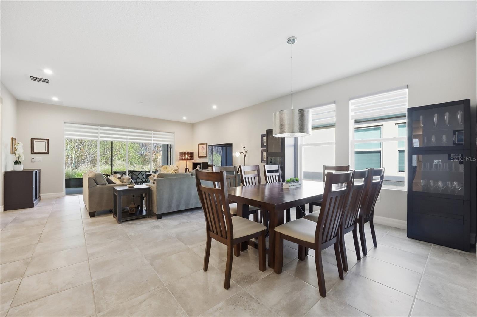 TAPESTRY PH 5 - Residential