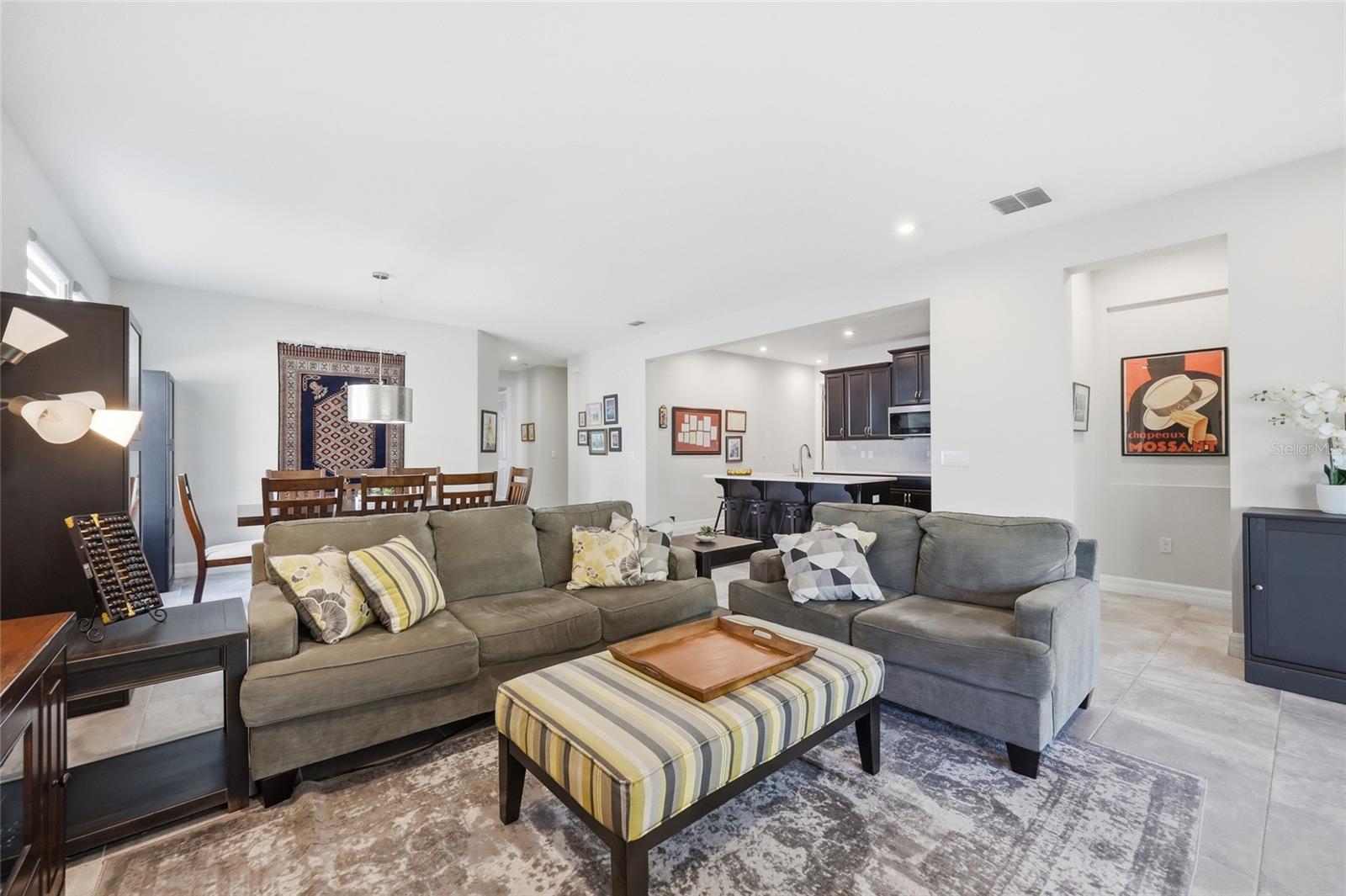 TAPESTRY PH 5 - Residential