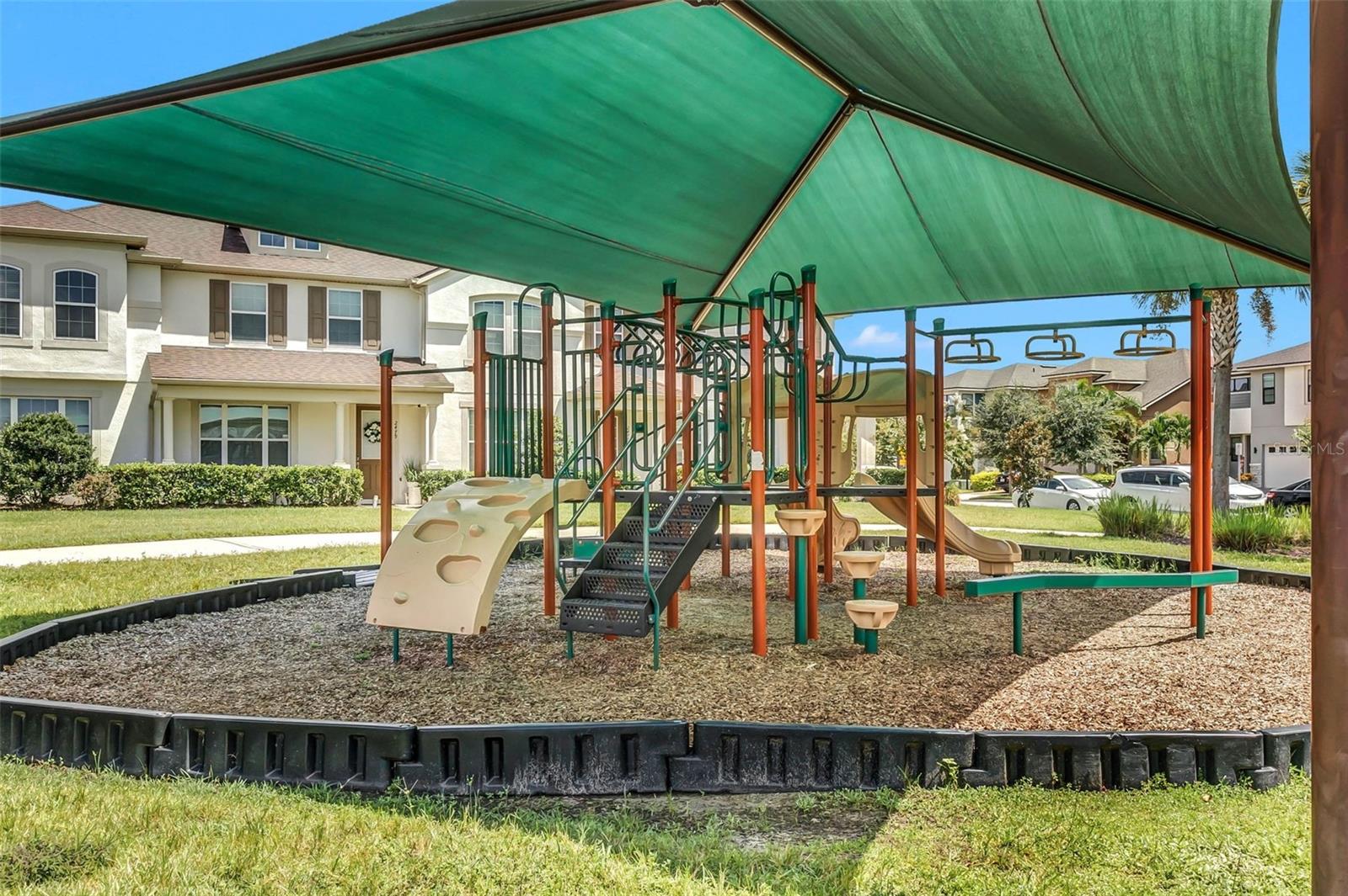 TAPESTRY PH 5 - Residential