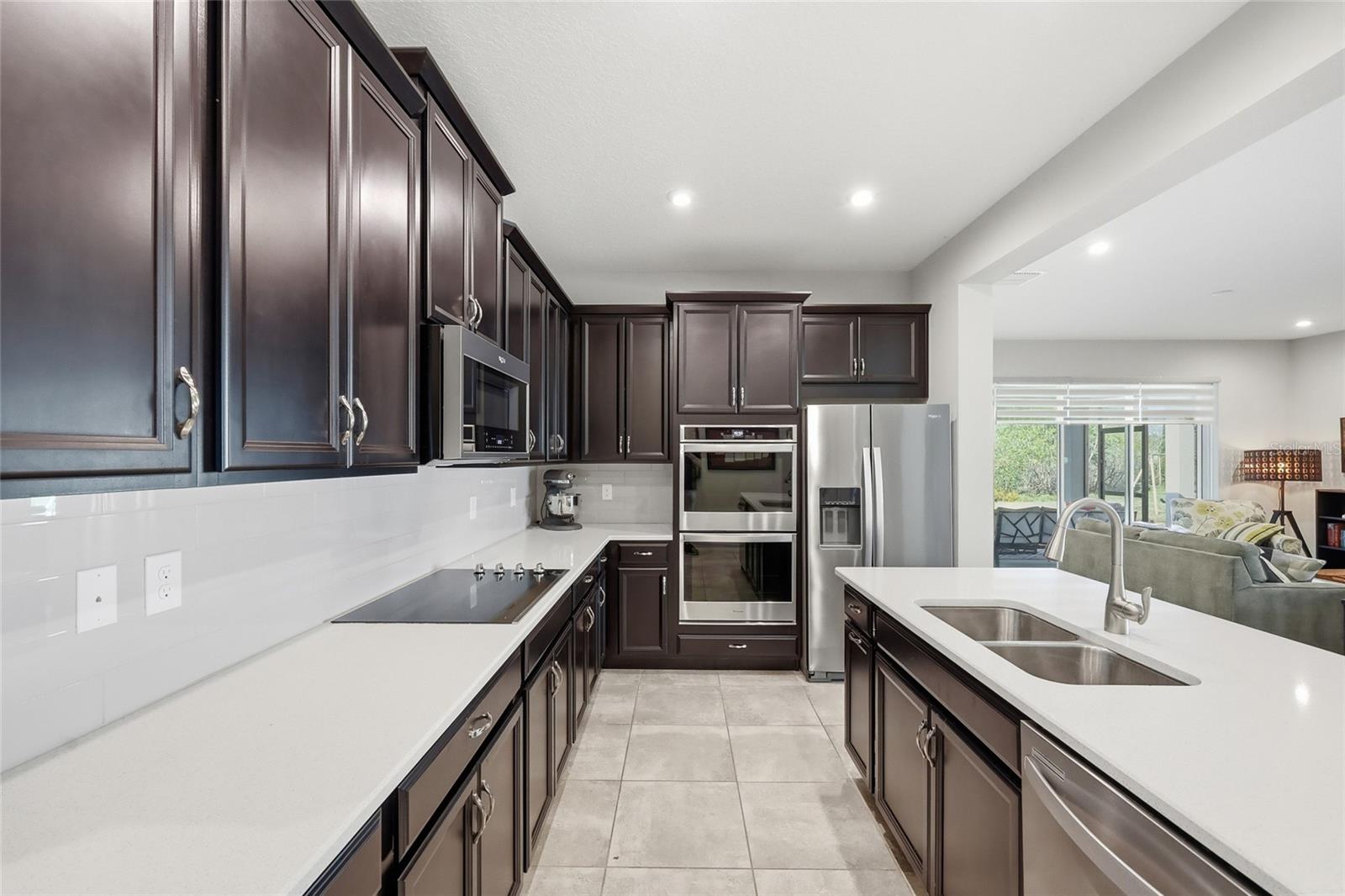 TAPESTRY PH 5 - Residential