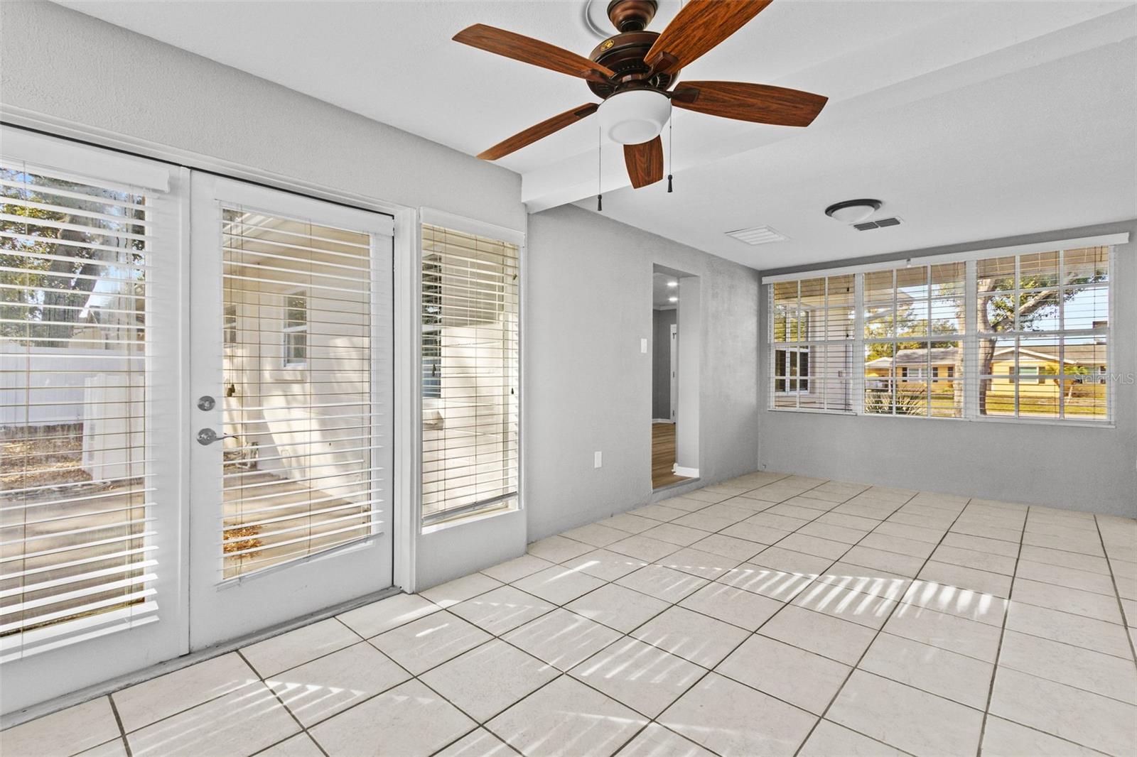 FOREST PARK - Residential Lease