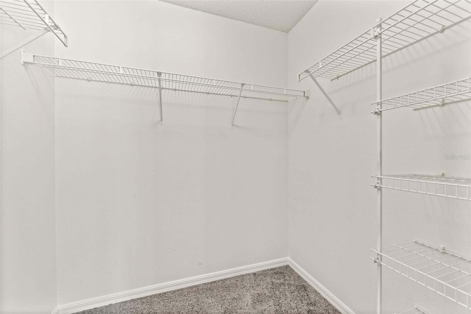 QUEENS COVE PH 04 - Residential