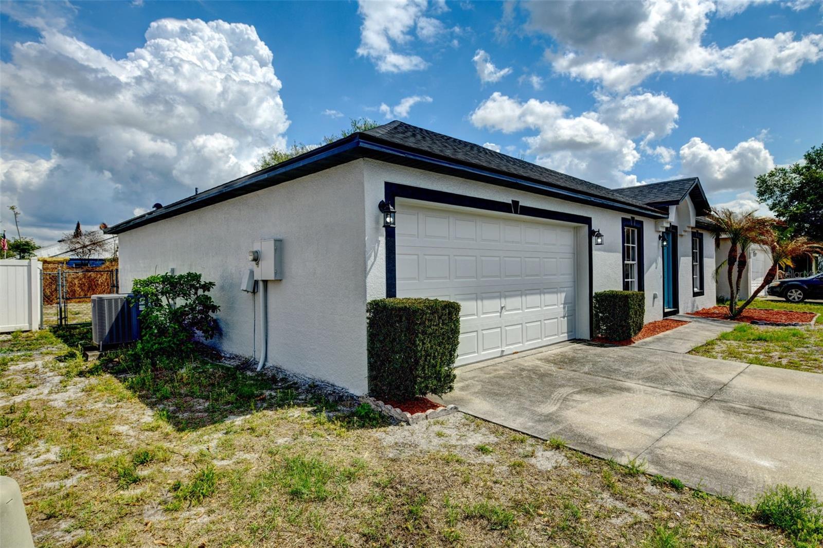 QUEENS COVE PH 04 - Residential