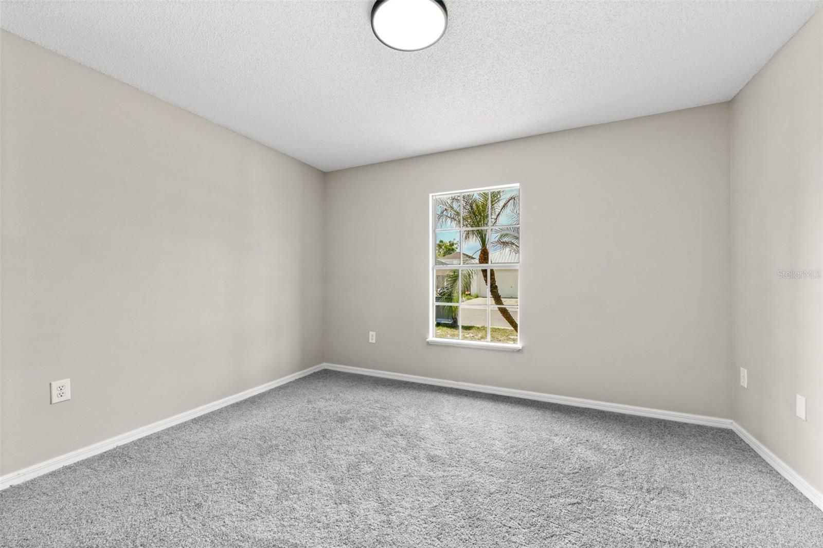 QUEENS COVE PH 04 - Residential