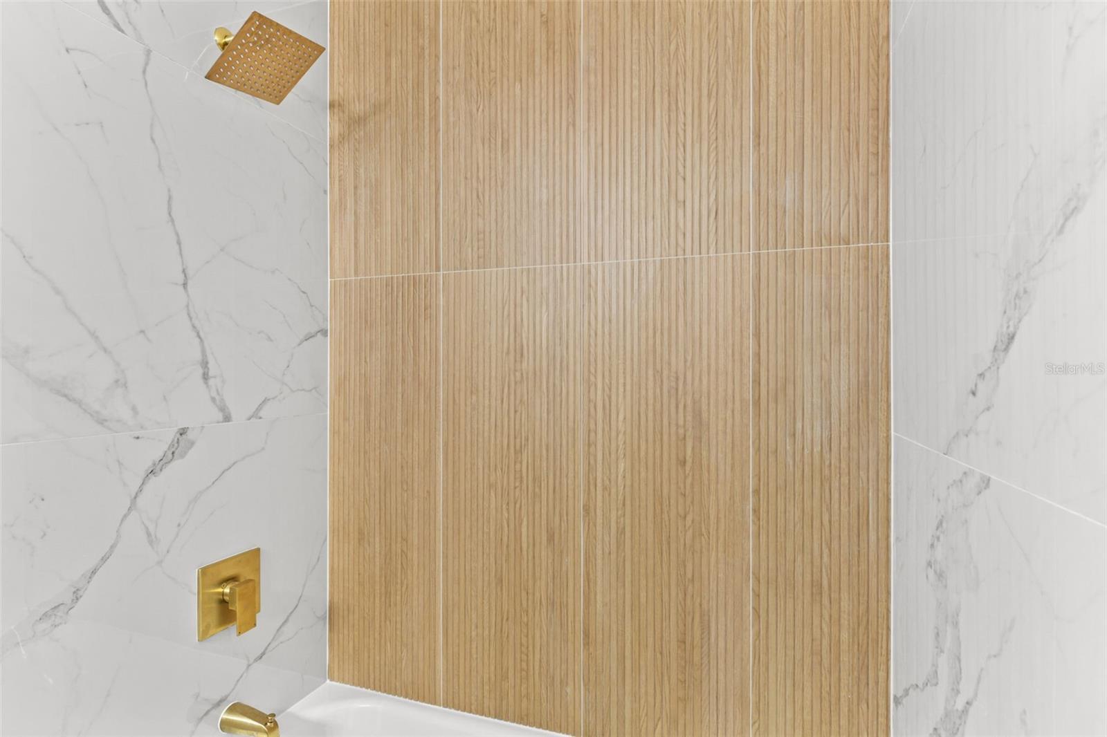 QUEENS COVE PH 04 - Residential