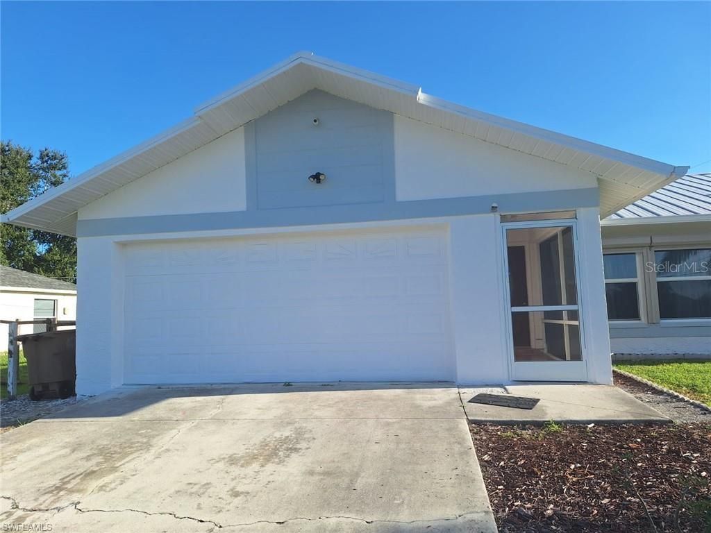 Photo of 1017 NW 15th Street, Cape Coral, FL 33993 (MLS # TB8450924)