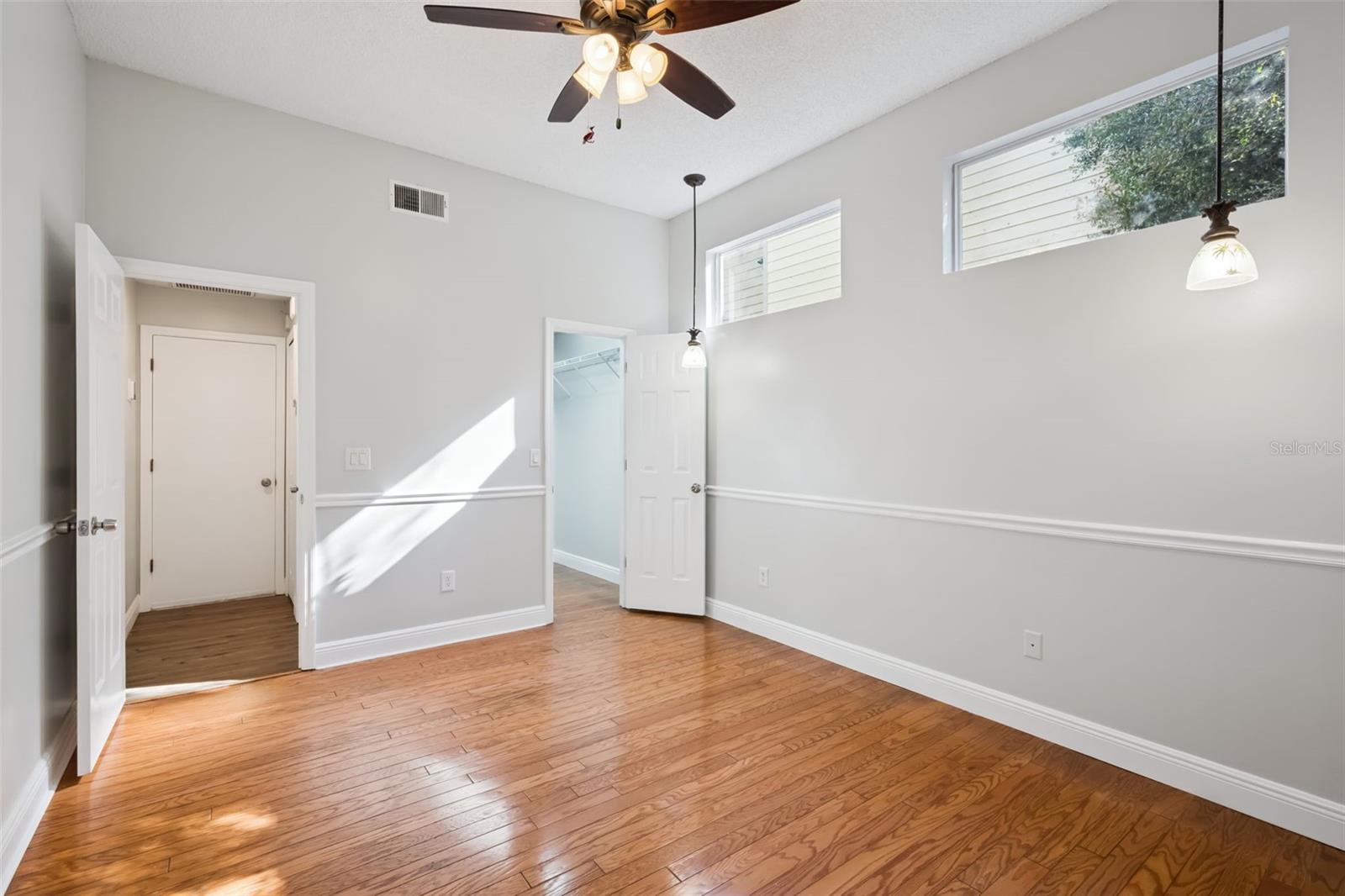 LONGWOOD GREEN REP - Residential