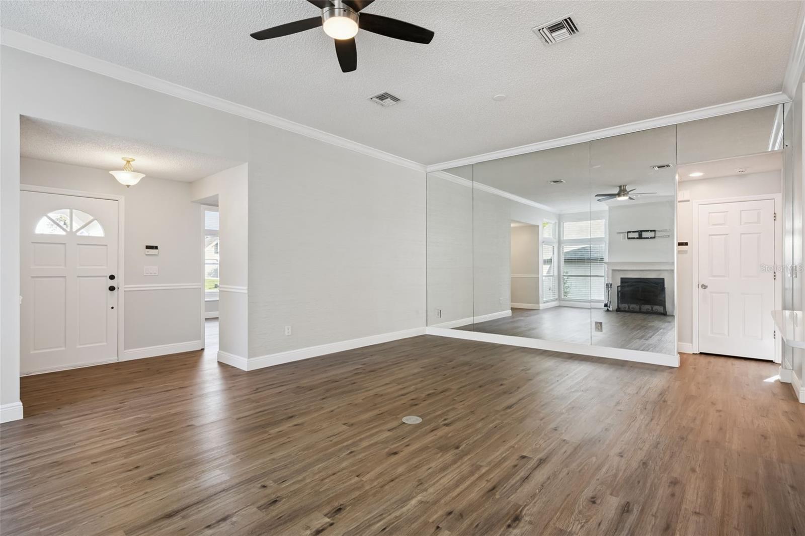 LONGWOOD GREEN REP - Residential