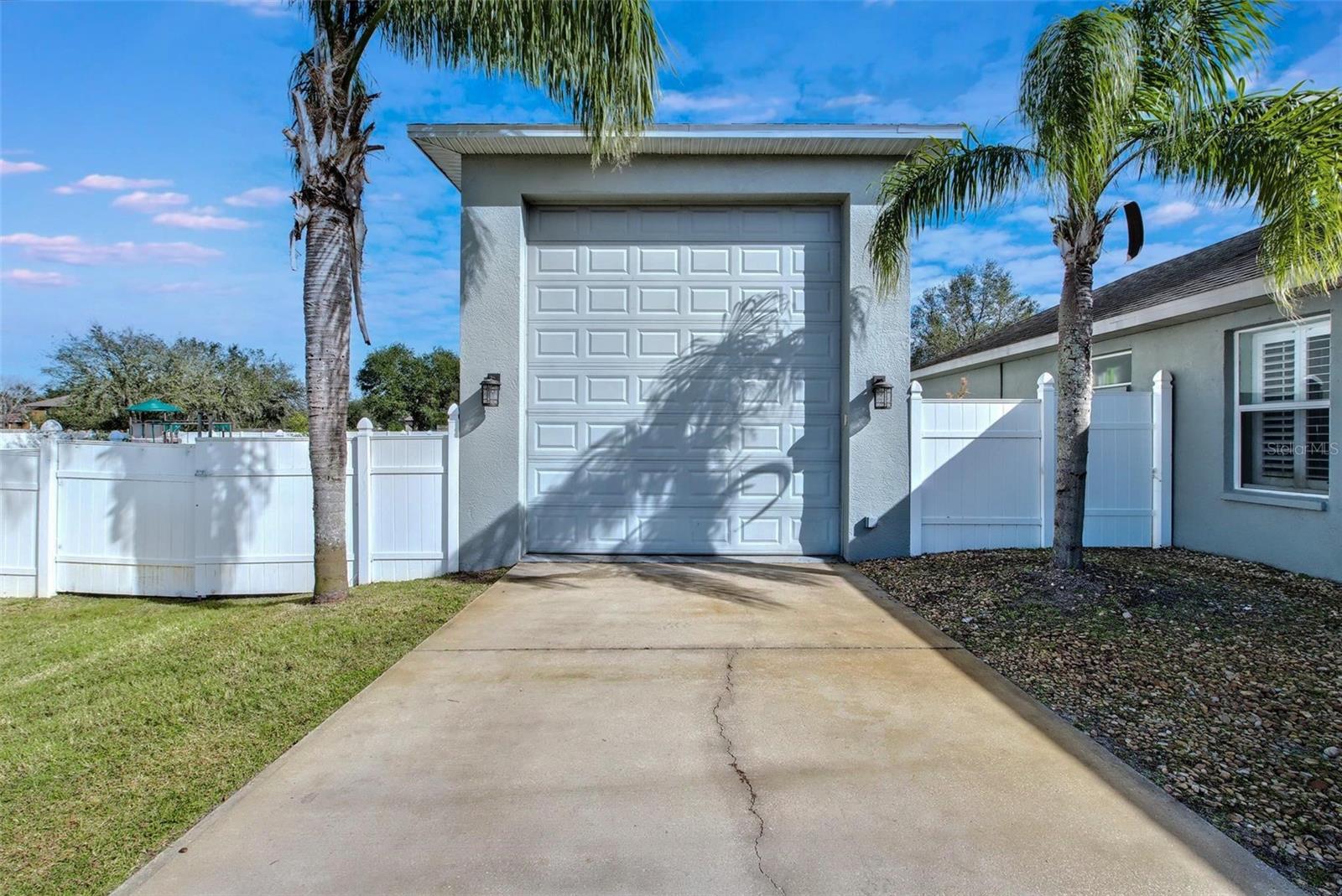 9413 SWIFT CREEK CIRCLE