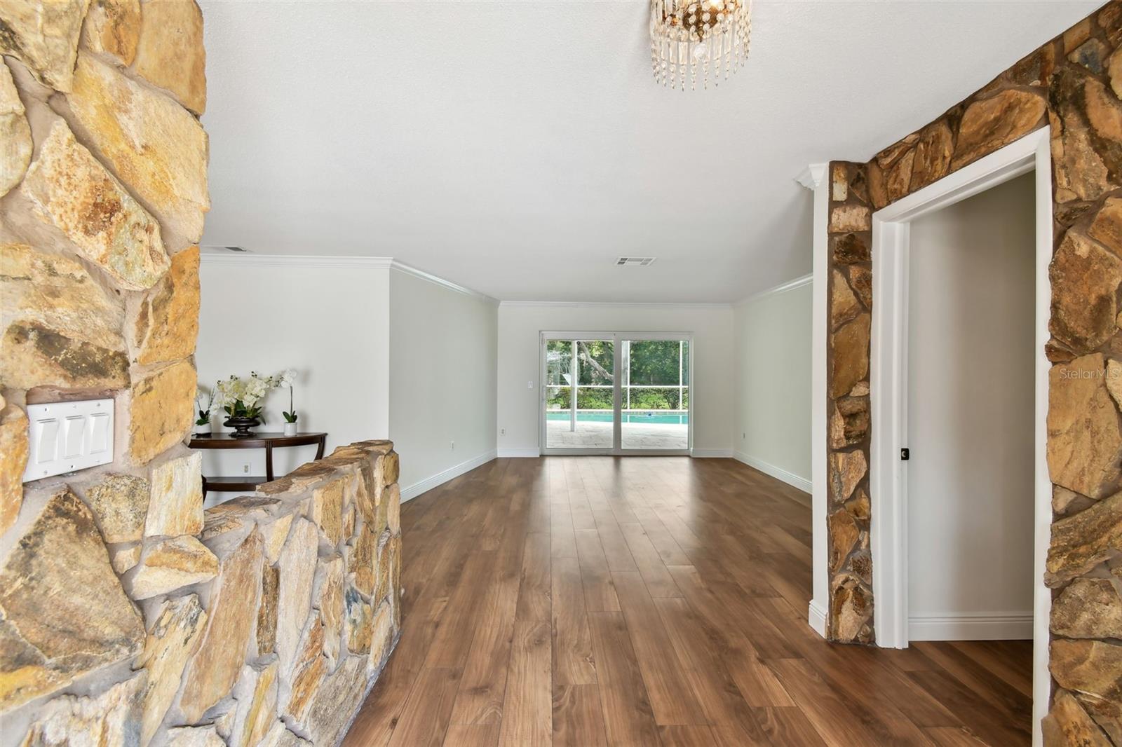 2840 PHEASANT RUN