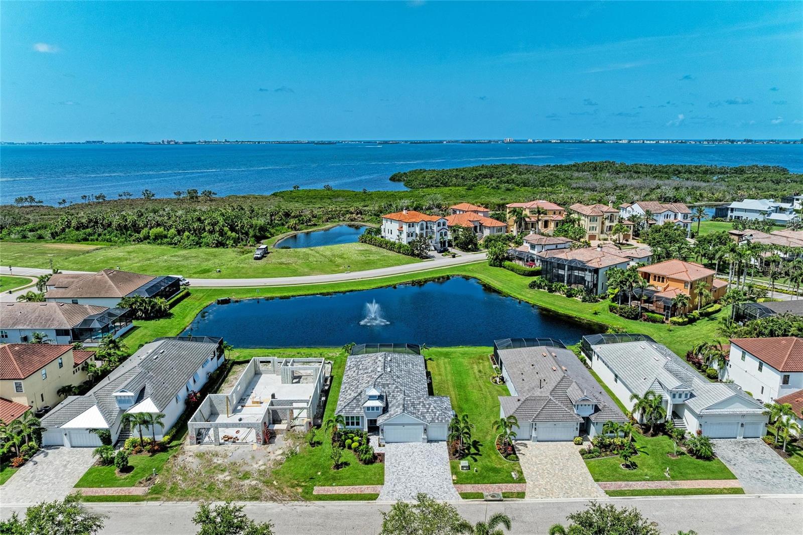 5428 TITLE ROW DRIVE