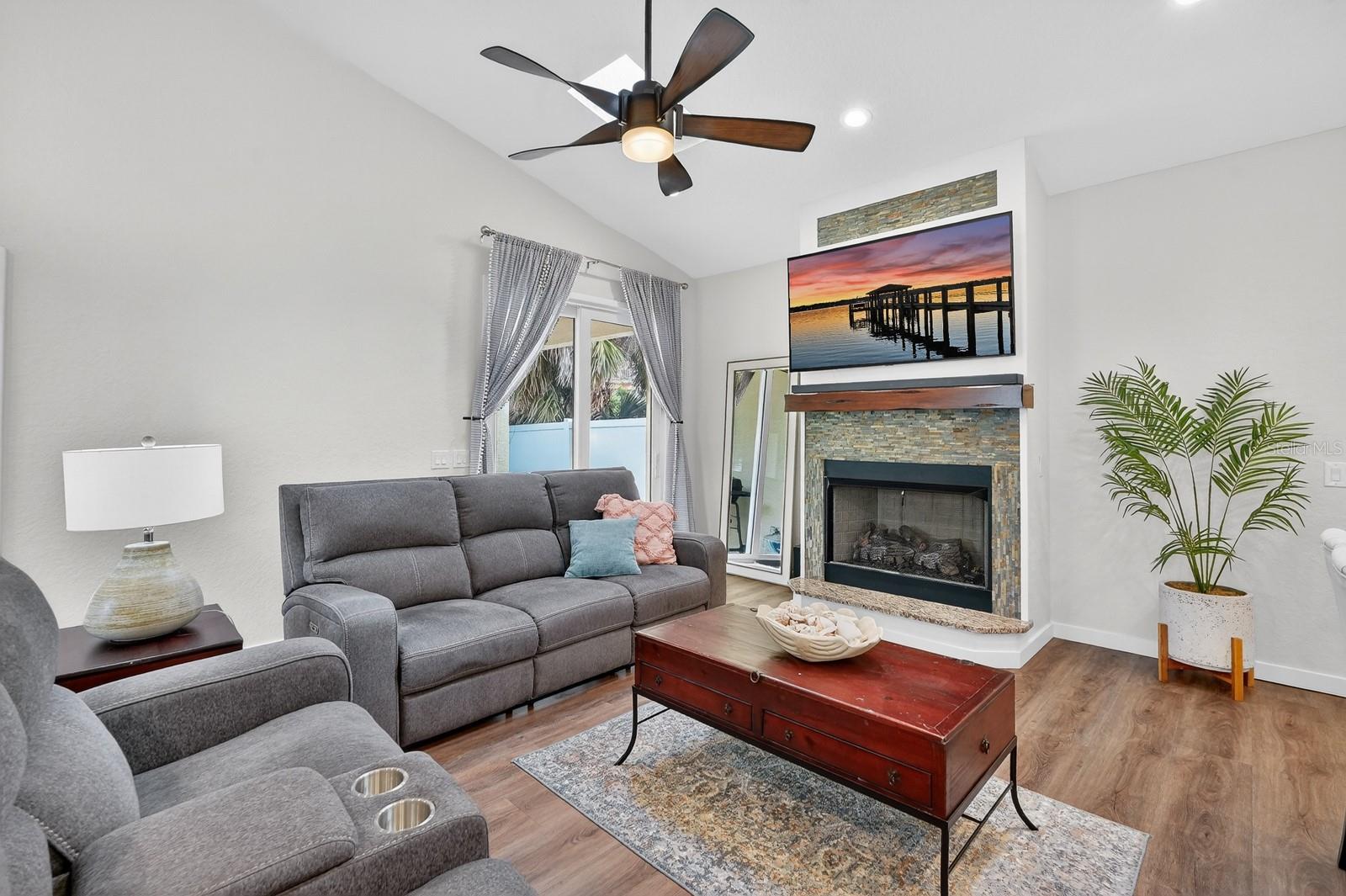 AVALON BY SEA - Residential