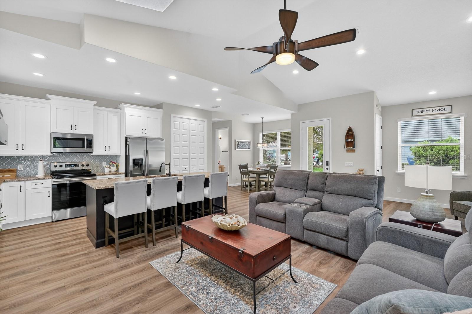 AVALON BY SEA - Residential