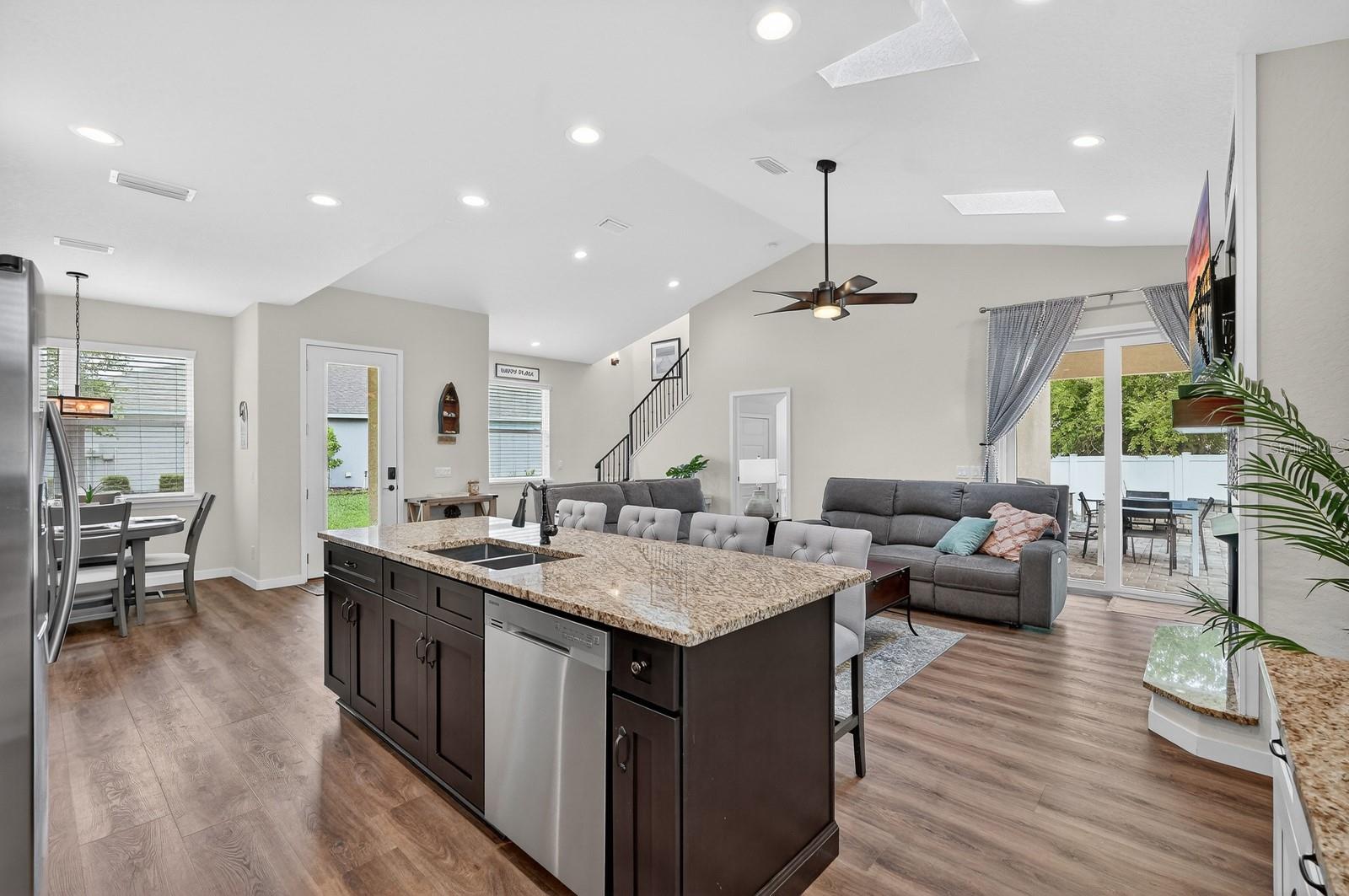 AVALON BY SEA - Residential