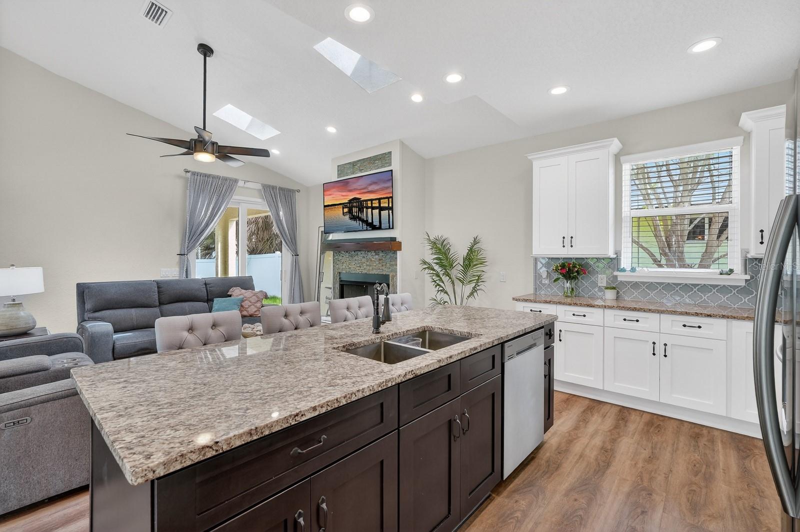 AVALON BY SEA - Residential