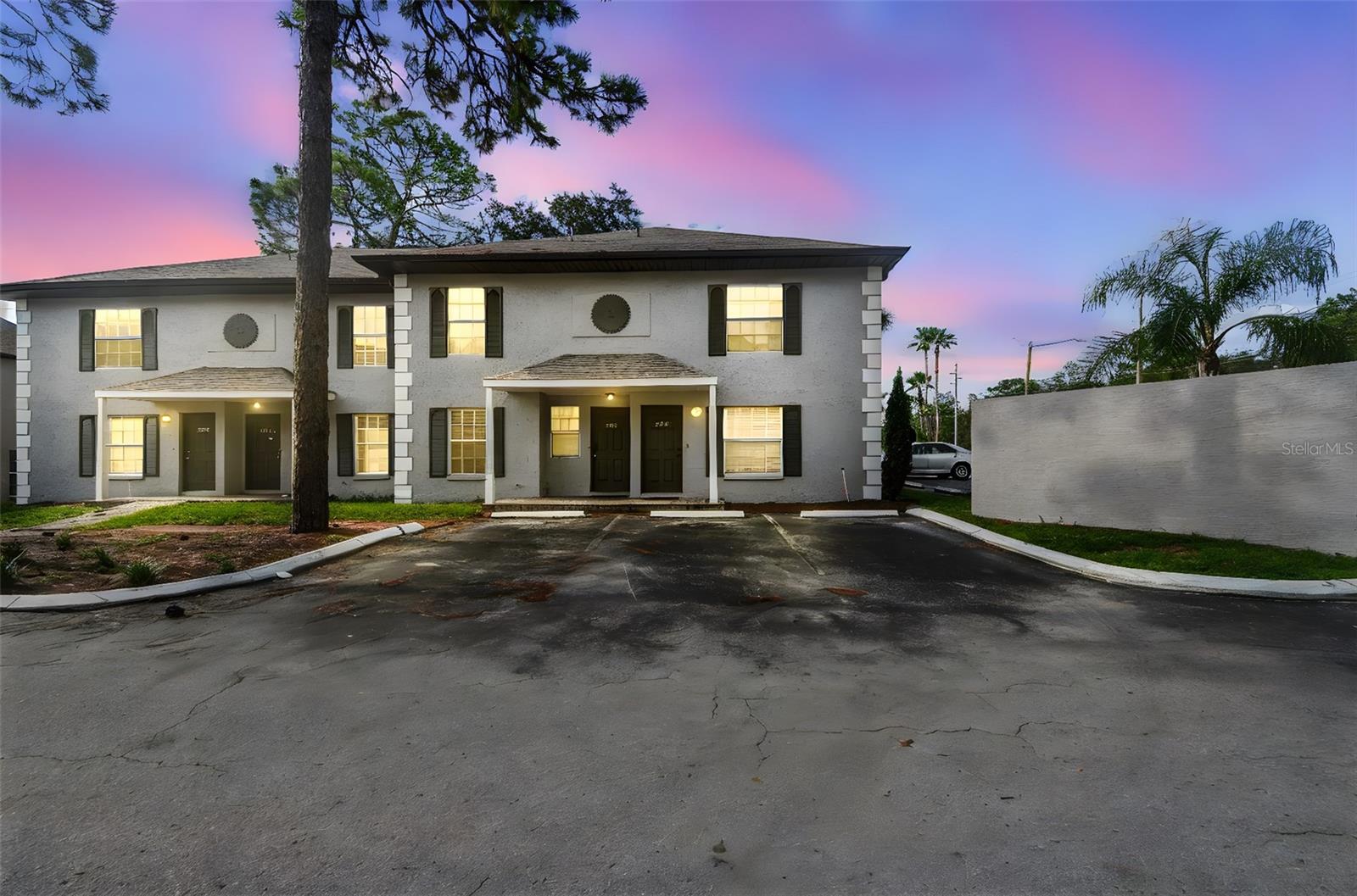 Welcome to your new home! This rare 3-bedroom, 2.5-bath townhome is located directly across the street from USF — you can’t get any closer to campus! Whether you're a student or professional, this is the perfect spot for comfort, convenience, and style.
Step inside to find a spacious layout with separate living and family rooms, an open-concept kitchen, and beautiful wood floors throughout most of the unit. Upstairs, the primary suite features its own en-suite bath and a large walk-in closet. You’ll also find two additional spacious bedrooms, a second full bath, and an upstairs laundry closet for added convenience.
Enjoy Florida weather from your screened-in patio, and explore everything the area has to offer — just minutes from Busch Gardens, University Mall, and a wide variety of restaurants and shops.
