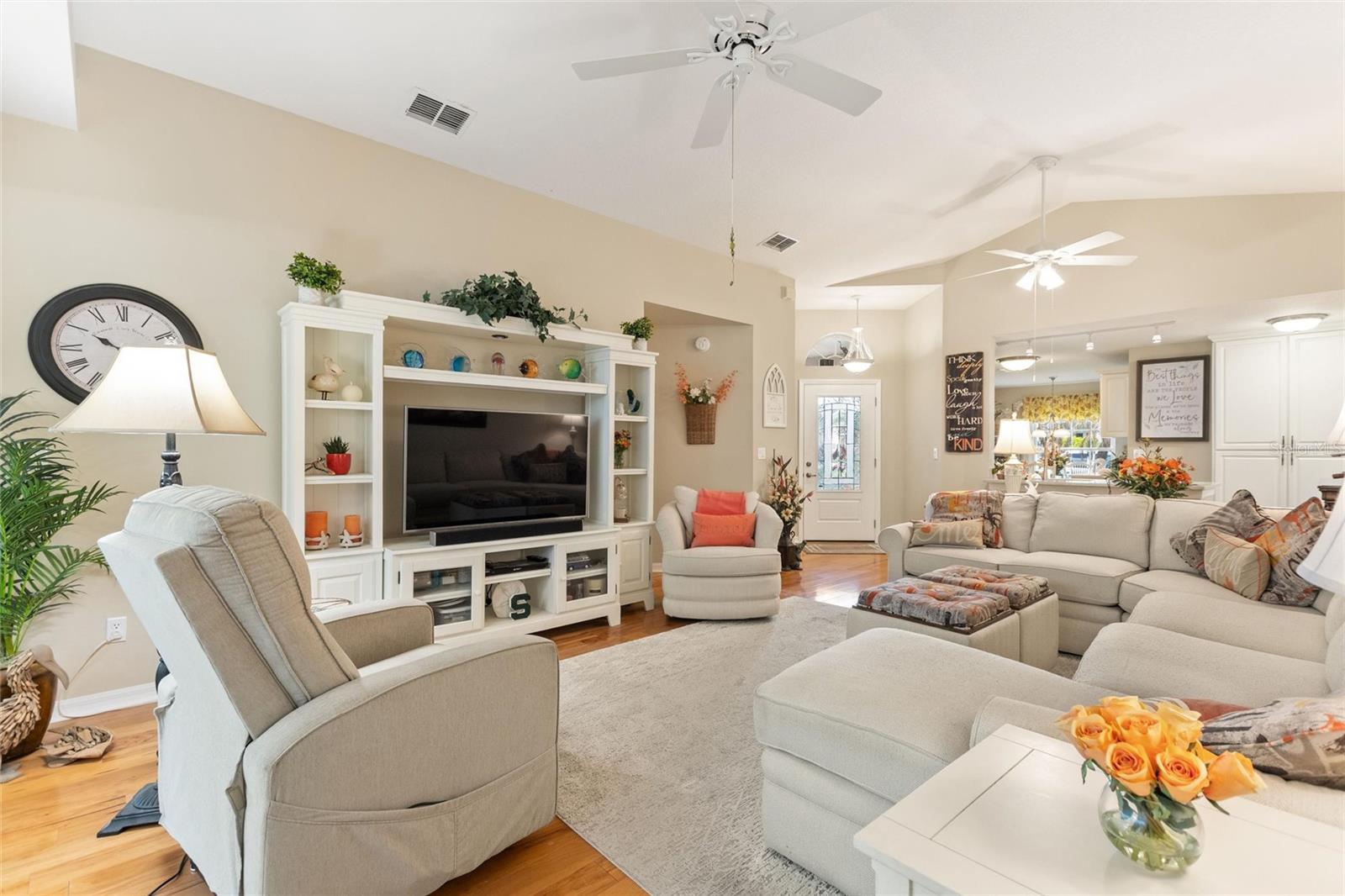 315 RIDGE VIEW DR