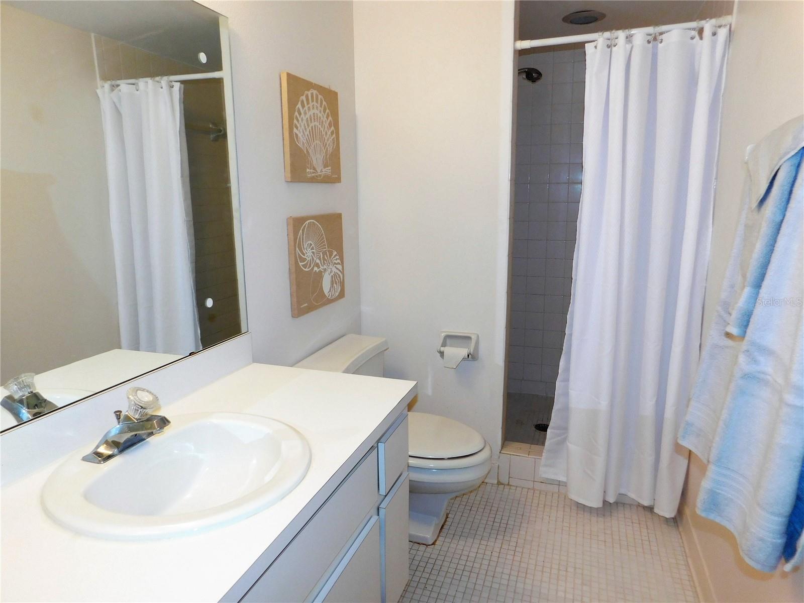 EAST LAKE WOODLANDS CYPRESS ESTATES - Residential Lease