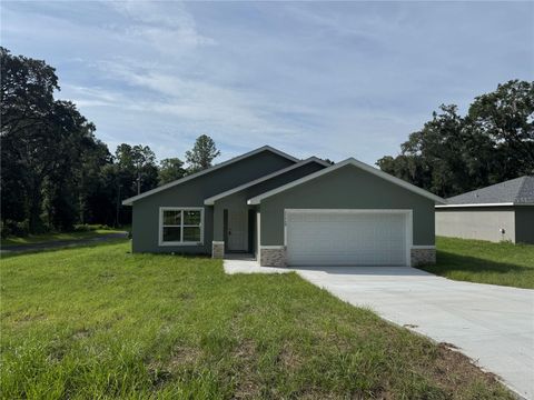 Photo of 17560 SW 112th Place, Dunnellon, FL 34432 (MLS # OM708566)