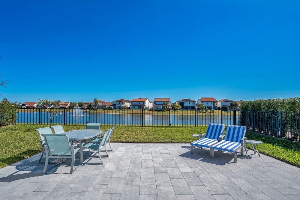 10481 ROYAL CYPRESS WAY