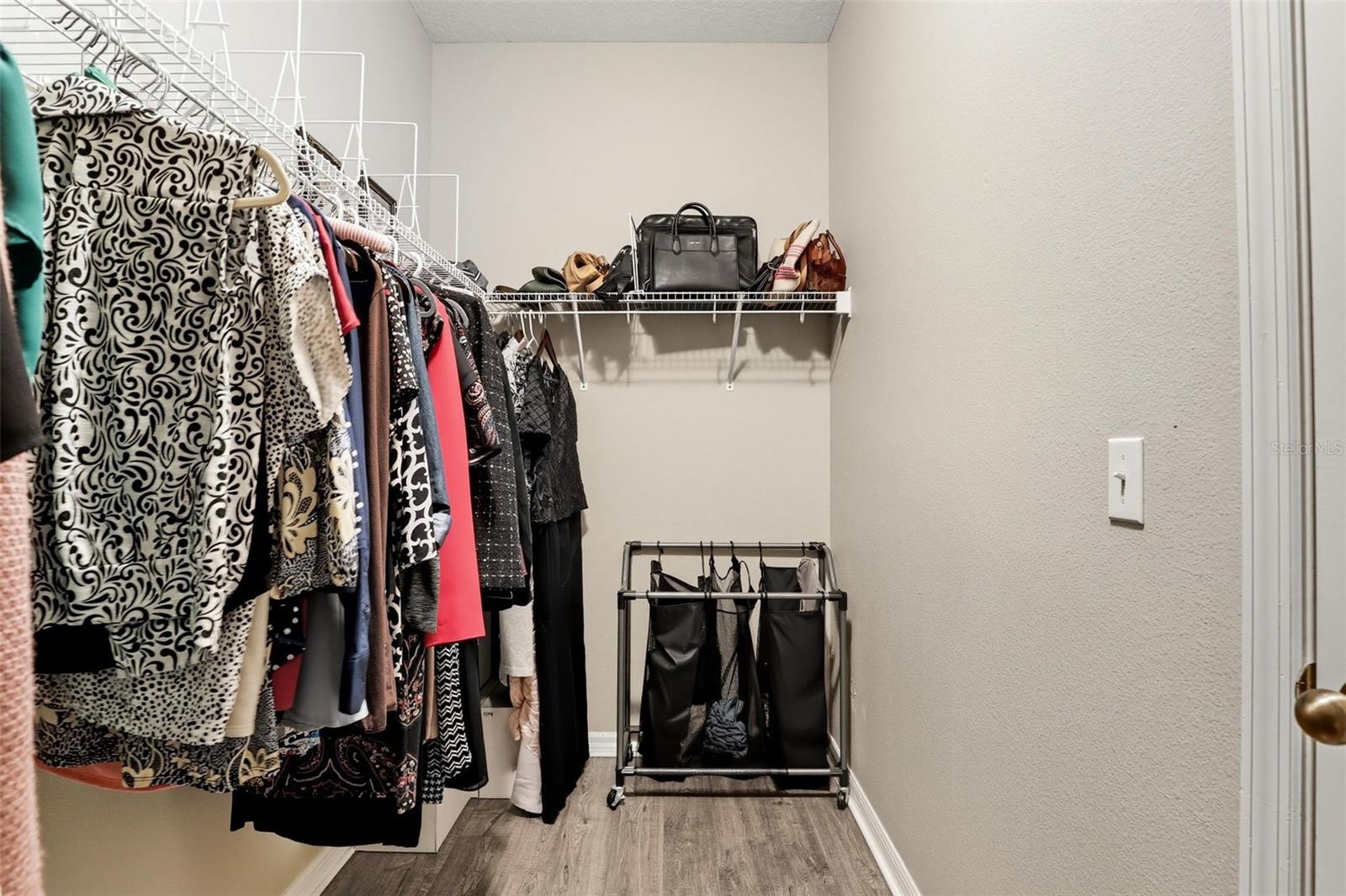 BELLA VIDA - Residential Lease