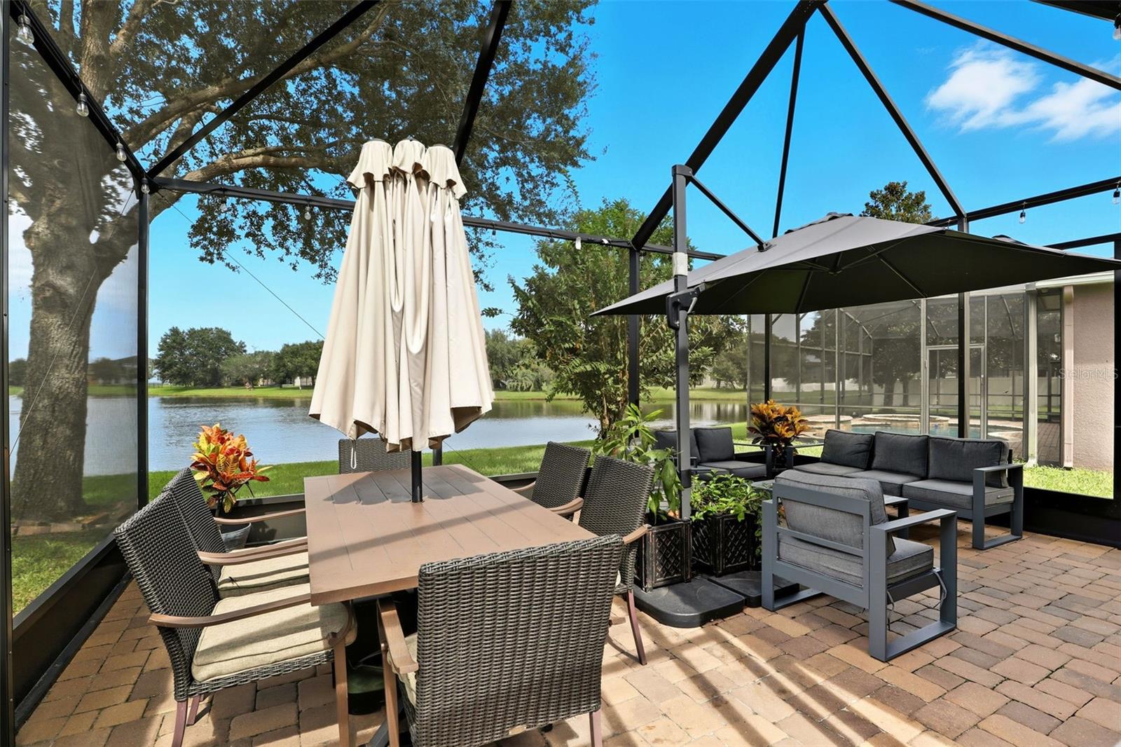 BELLA VIDA - Residential Lease