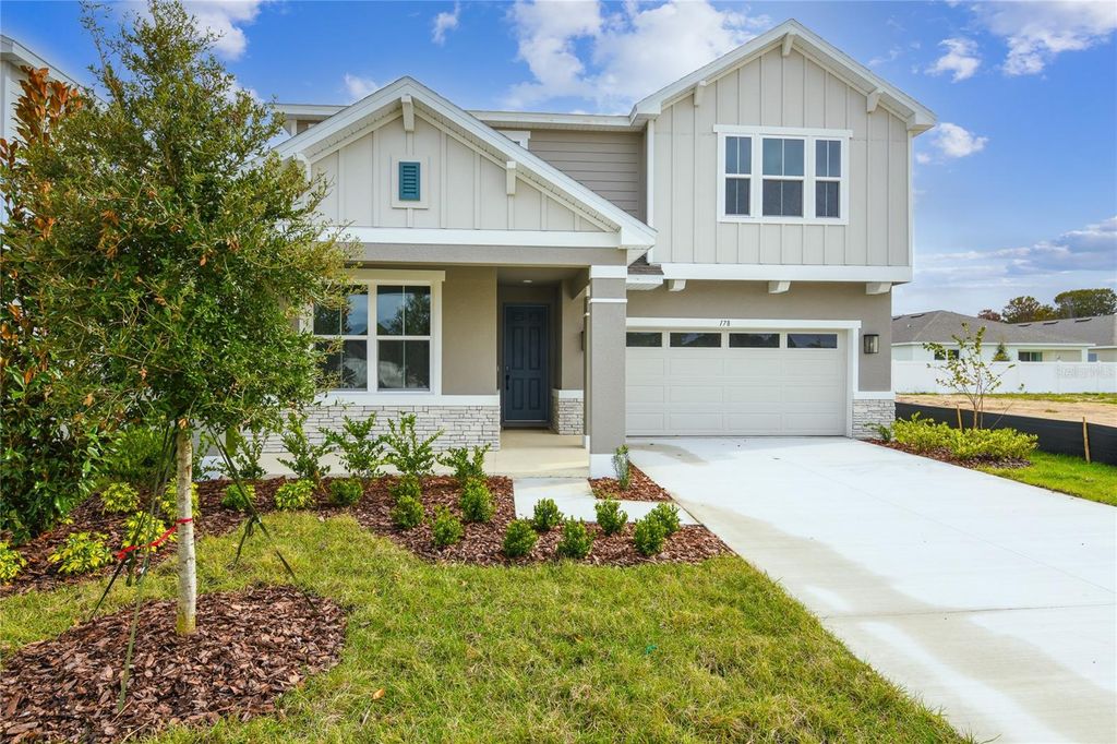 Photo of 178 Blue Star Court, Tavares, FL 32778 (MLS # S5137063)
