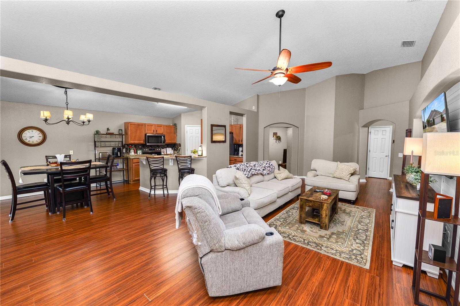 BUCKEYE POINTE - Residential