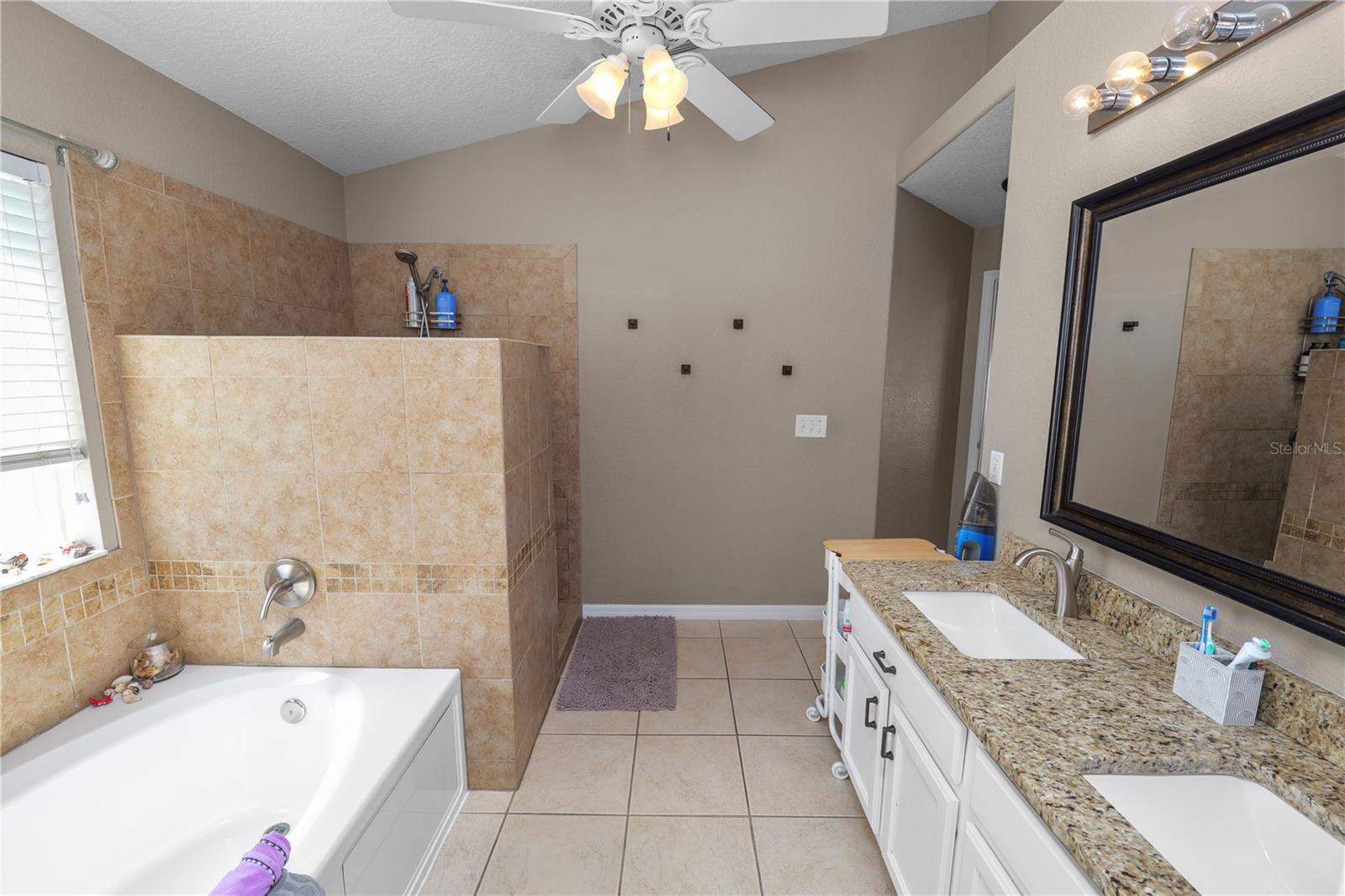 BUCKEYE POINTE - Residential