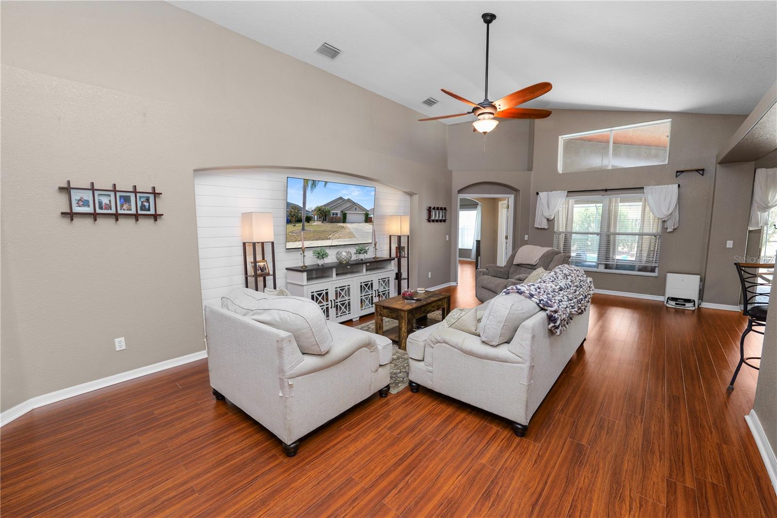 BUCKEYE POINTE - Residential