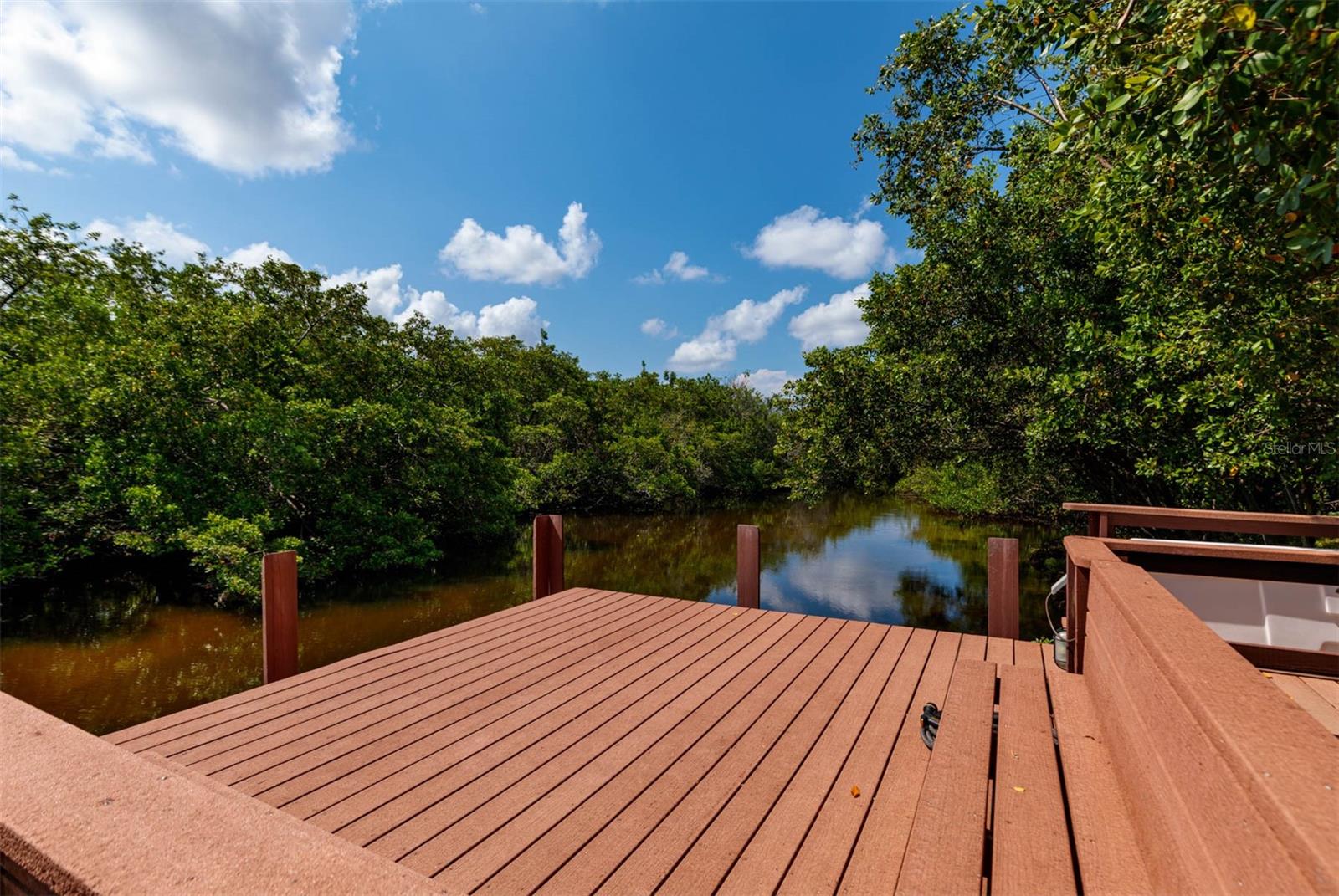 BAYOU CLUB ESTATES TR 2 PH 3 - Residential