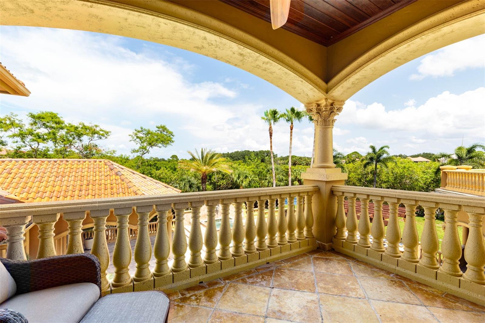 BAYOU CLUB ESTATES TR 2 PH 3 - Residential