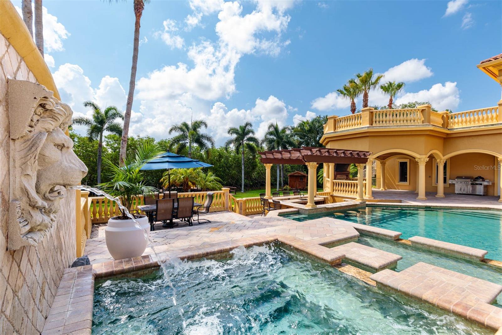 BAYOU CLUB ESTATES TR 2 PH 3 - Residential