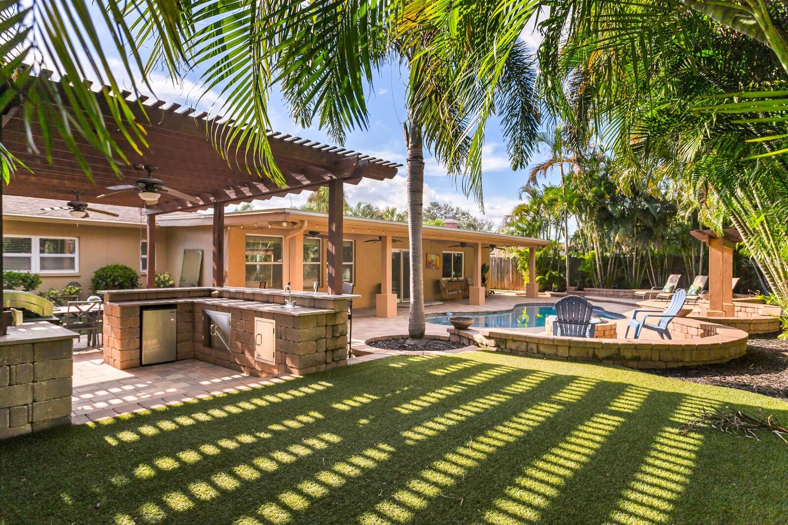 3935 W EDEN ROC CIRCLE