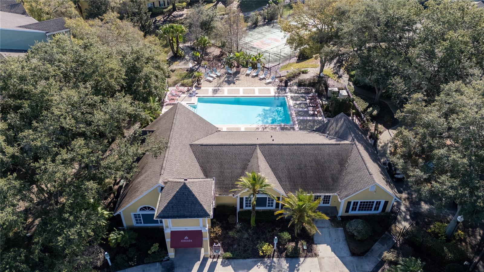 2077 DIXIE BELLE DRIVE 2077C