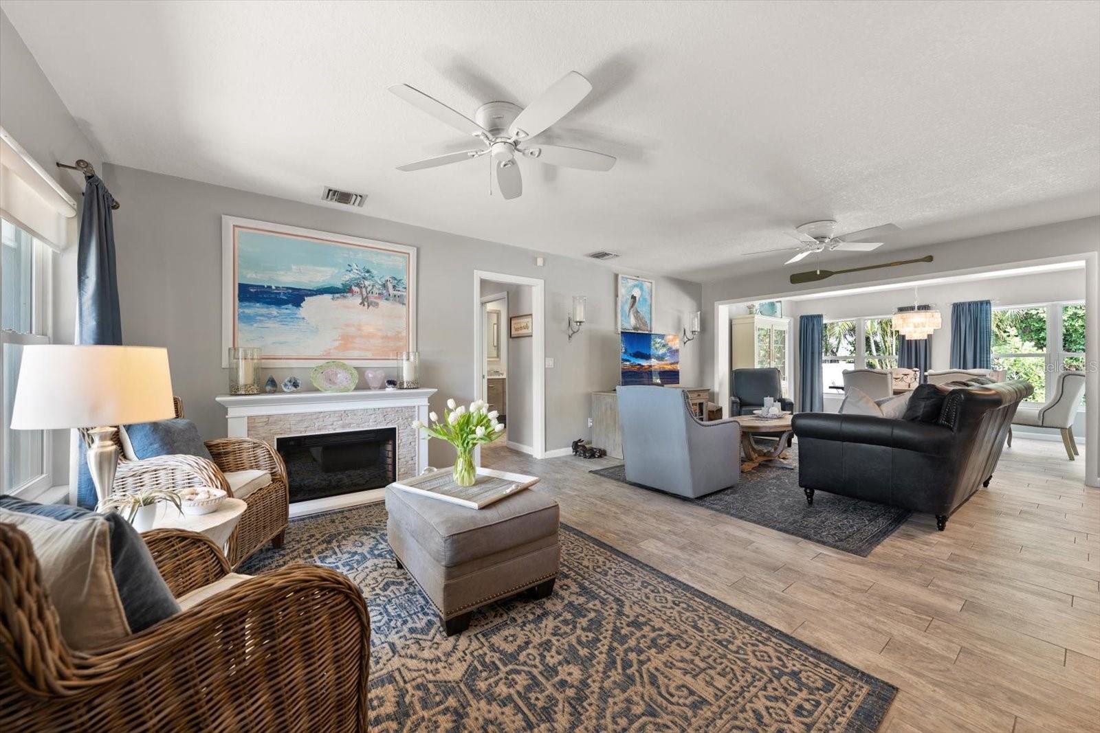 SHERWOOD ESTATES - Residential